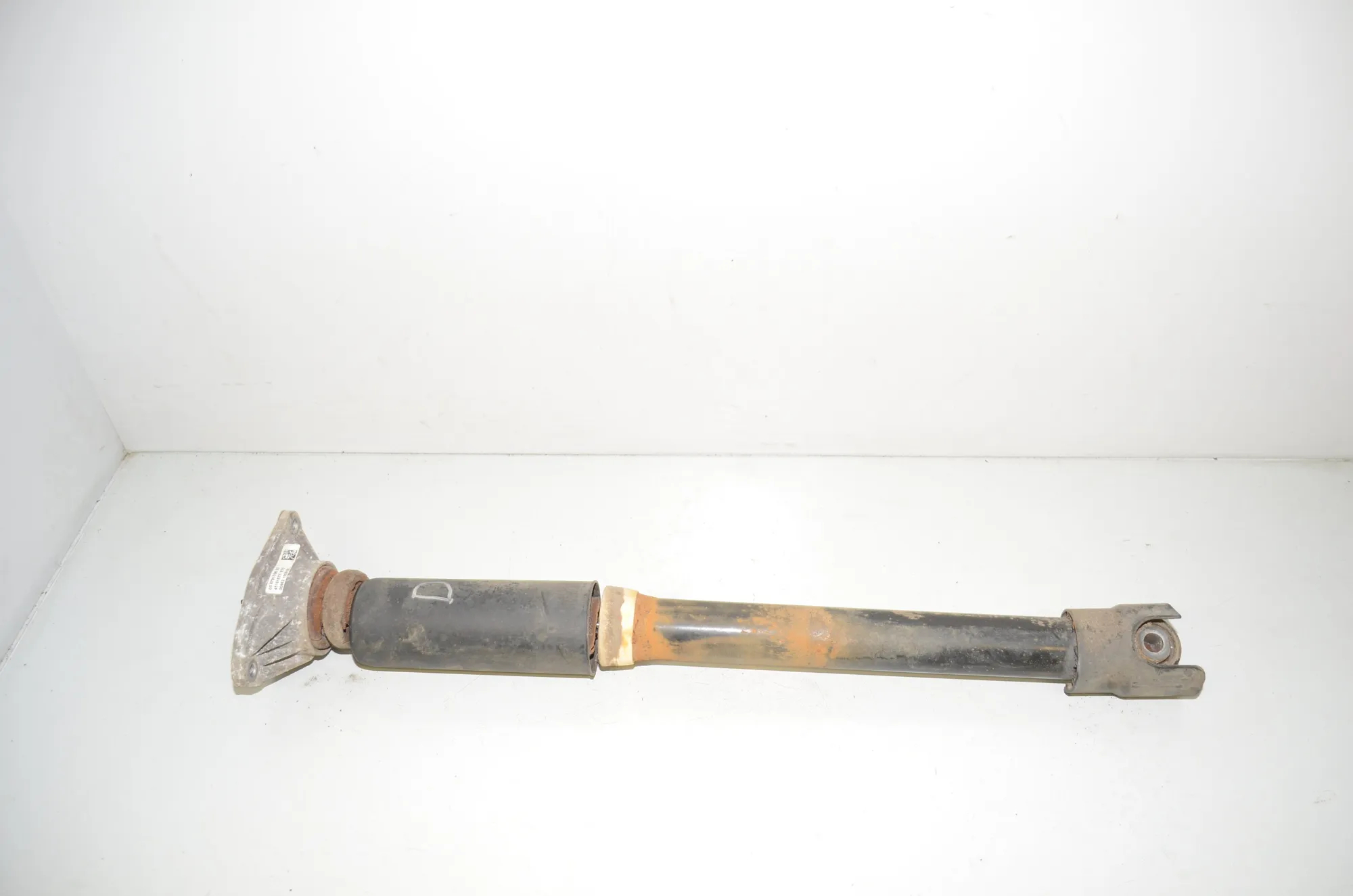 Rear Right Shock Absorber – OEM 6870081 · BMW 2 Gran Tourer (F46) 220 d xDrive 2016