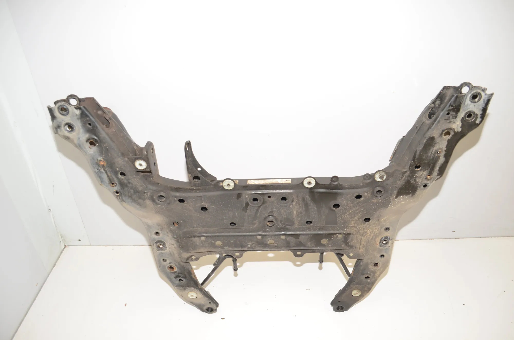Front Subframe – OEM 6872729 · BMW 2 Gran Tourer (F46) 220 d xDrive 2016 – 3