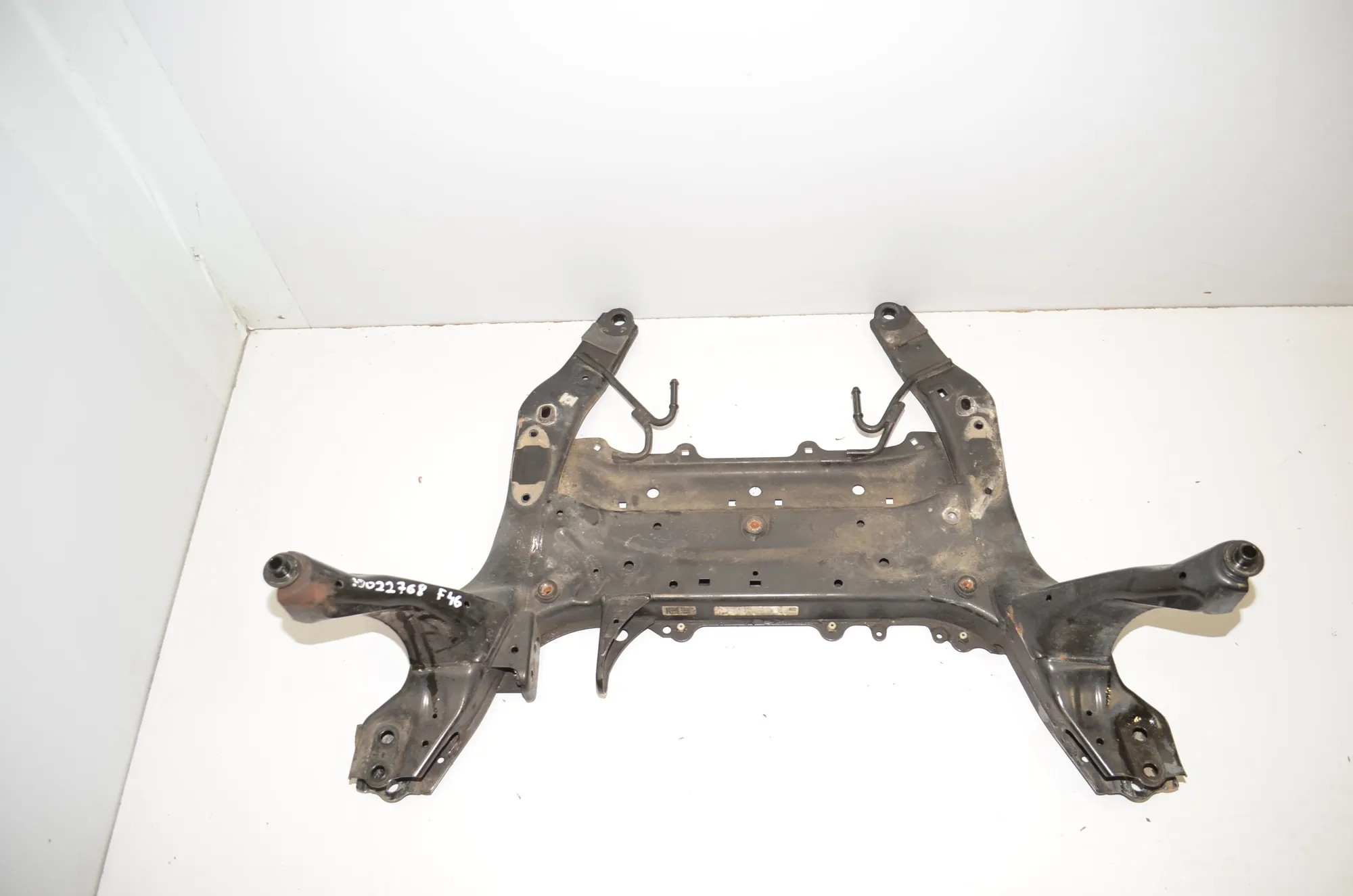 Front Subframe – OEM 6872729 · BMW 2 Gran Tourer (F46) 220 d xDrive 2016 – 2