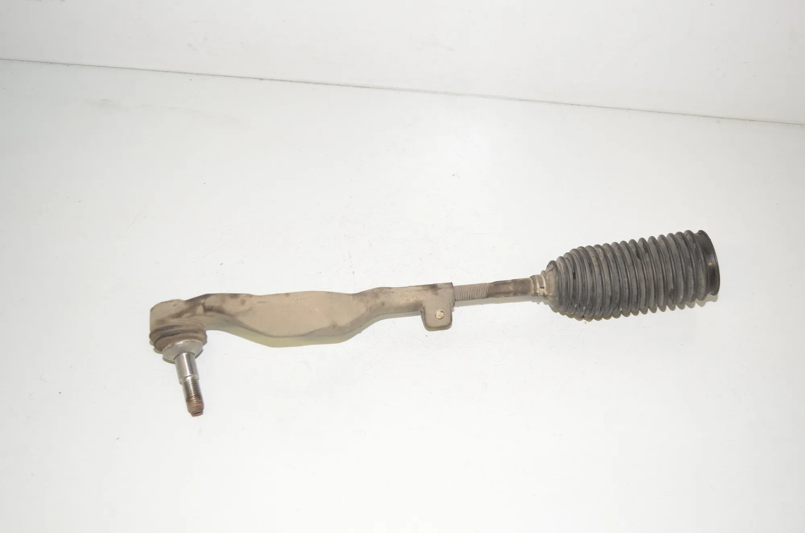 Left Side Steering Tie Rod – OEM 6899815 · BMW 2 Gran Tourer (F46) 220 d xDrive 2016 – 3