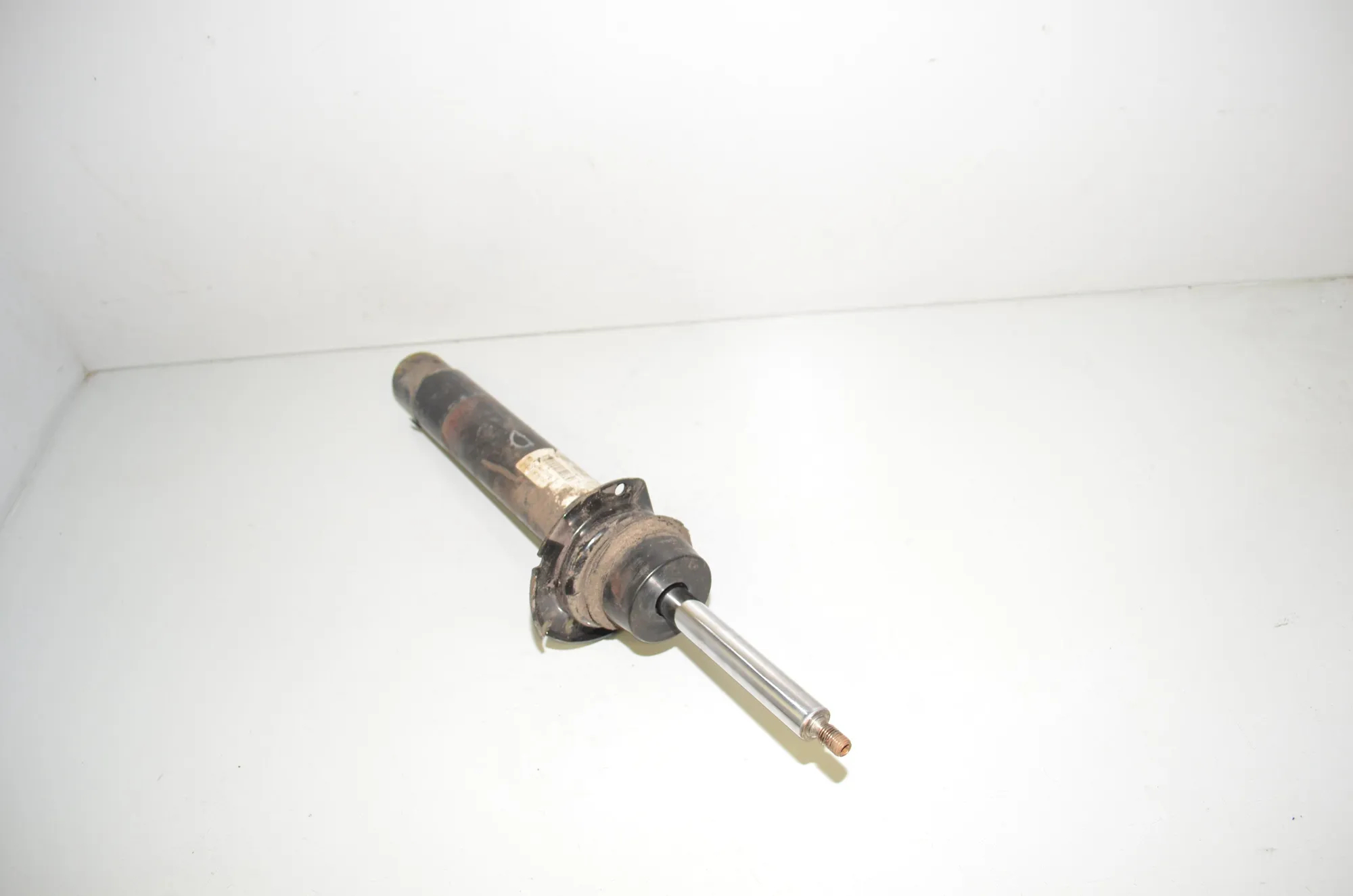 Front Right Shock Absorber – OEM 6791555 · BMW 3 Touring (F31) 320 d 2013 – 4