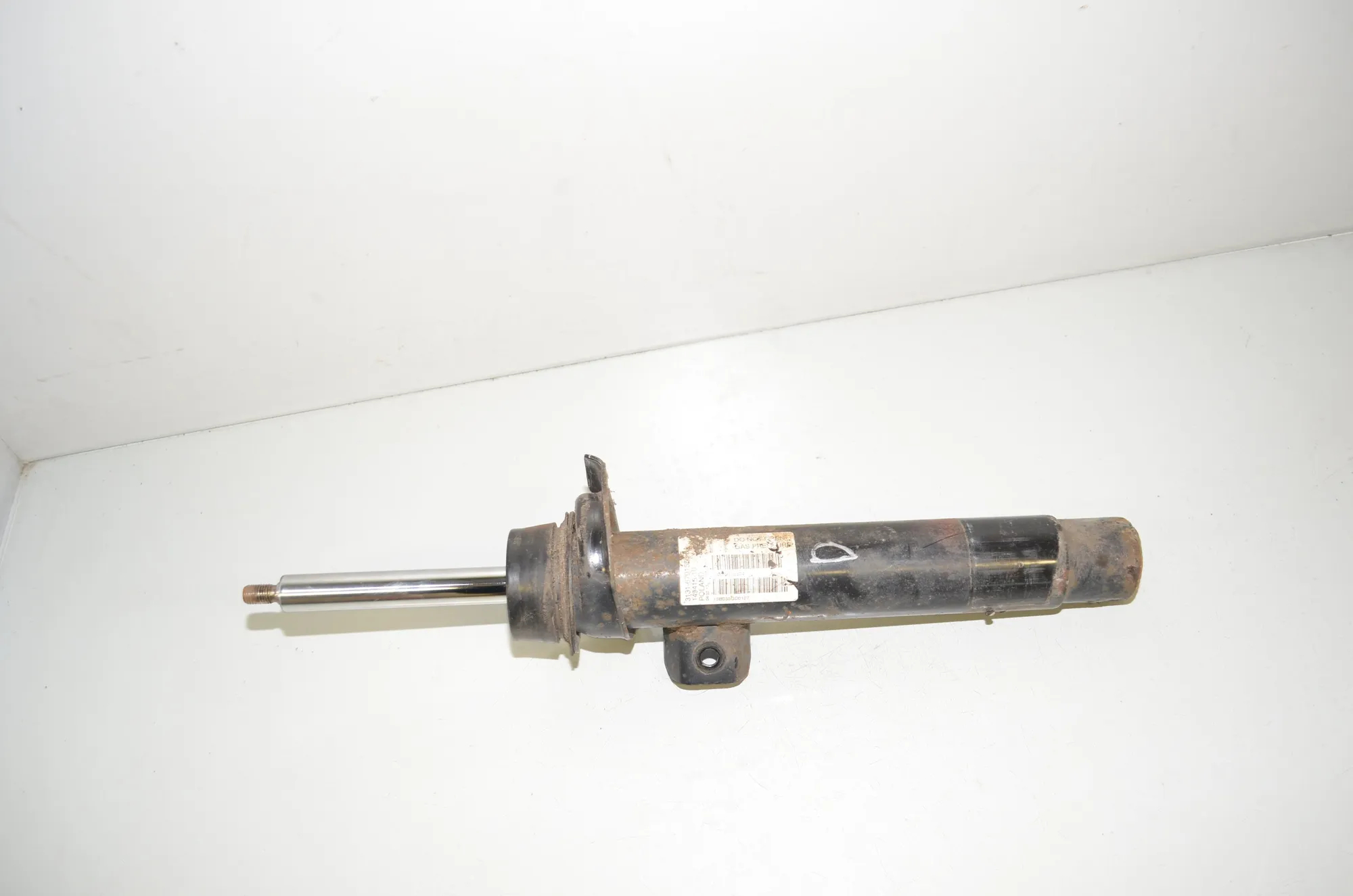 Front Right Shock Absorber – OEM 6791555 · BMW 3 Touring (F31) 320 d 2013 – 2