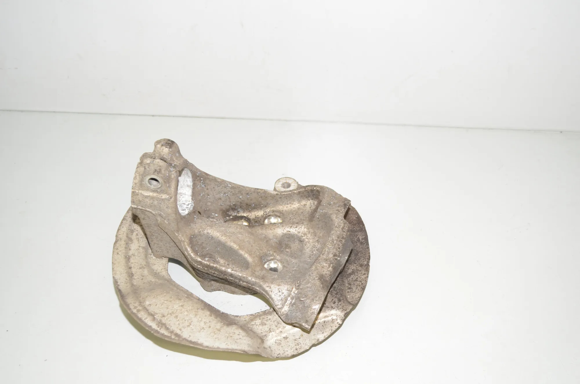 Front Right Wheel Hub – OEM 6792288 · BMW 3 Touring (F31) 320 d 2013 – 4