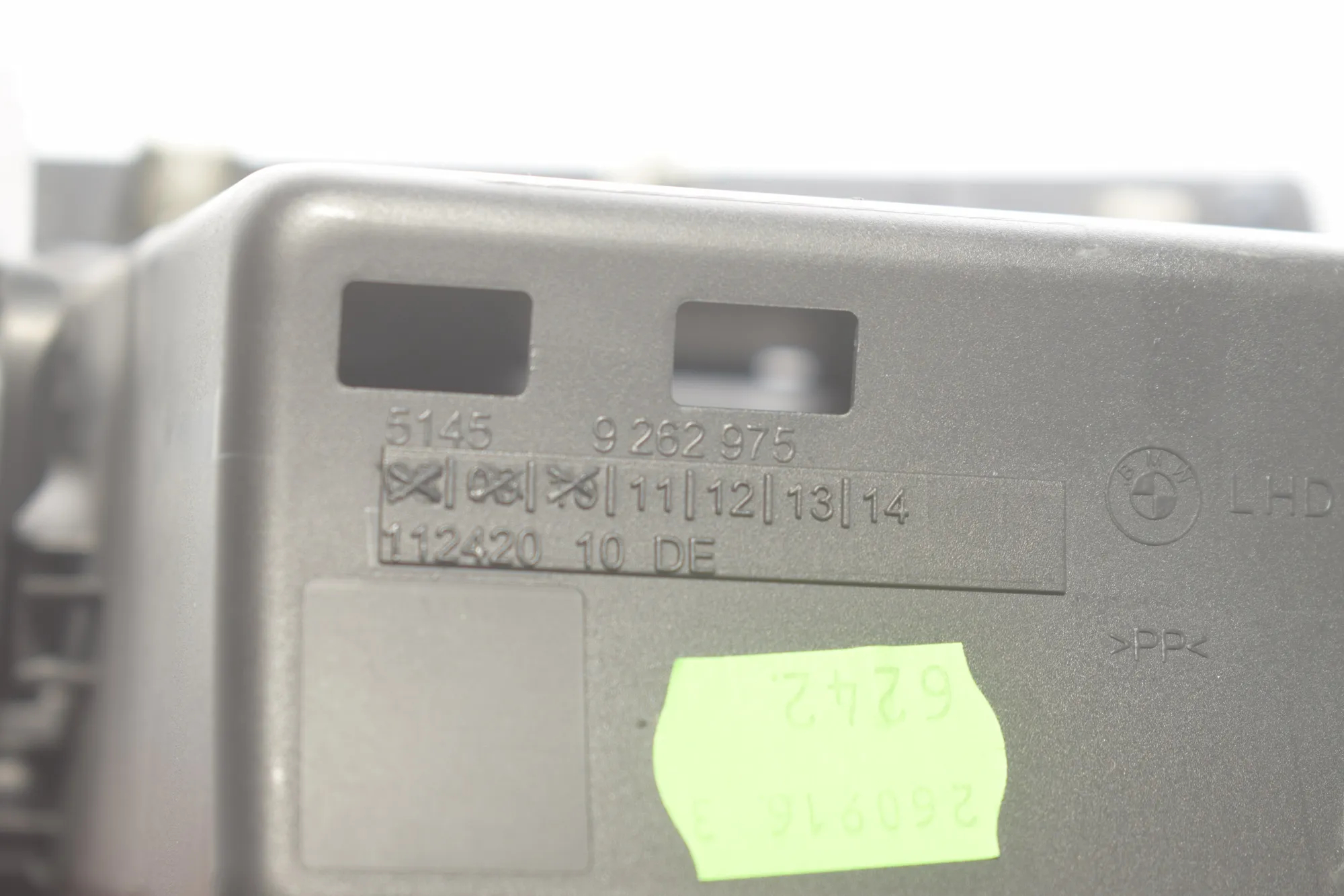 Glove Compartment – OEM 9262975 · BMW 2 Gran Tourer (F46) 220 d xDrive 2016 – 4