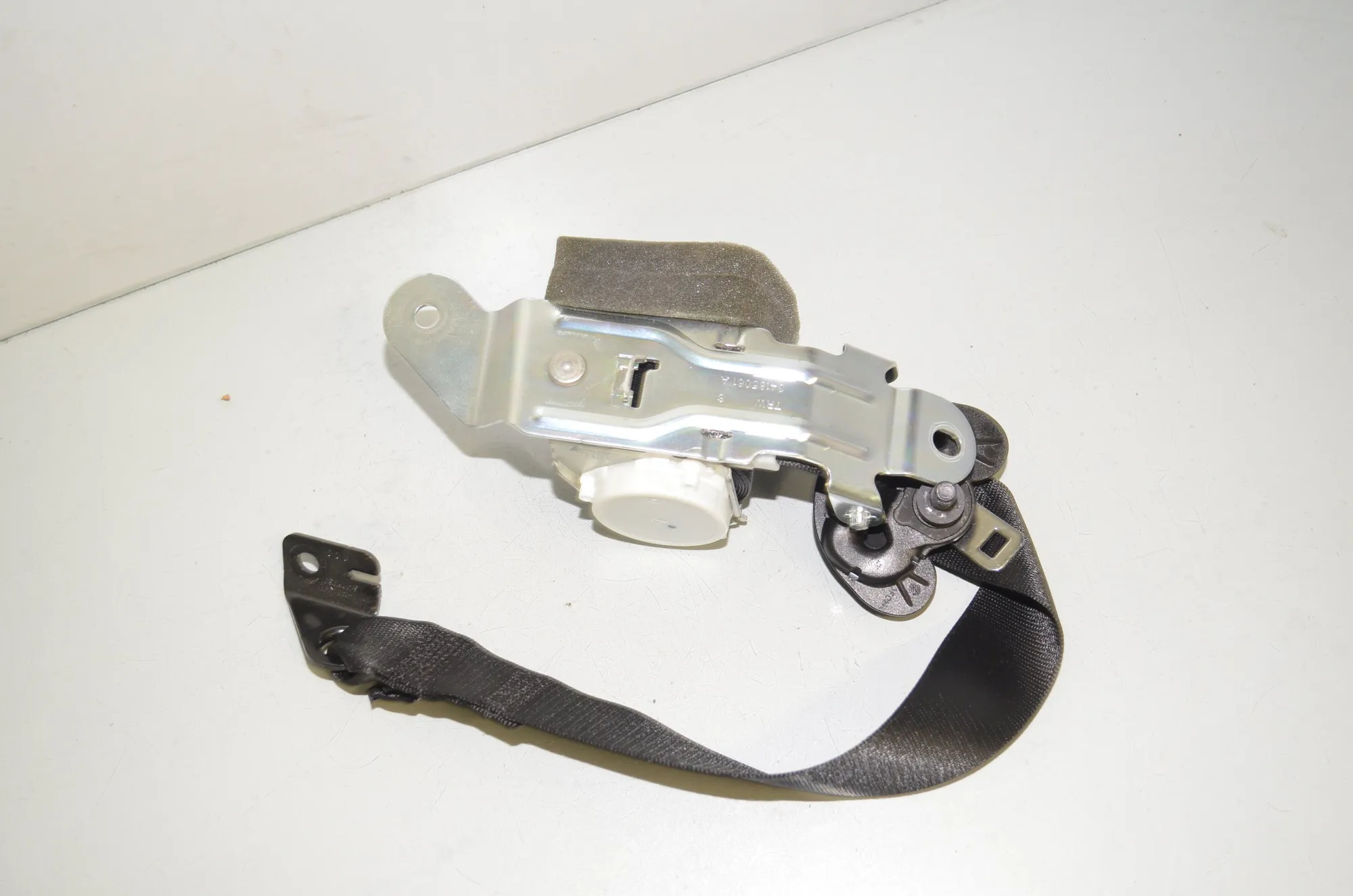 Rear Right Seatbelt – OEM 7332236 · BMW 2 Gran Tourer (F46) 220 d xDrive 2016 – 4