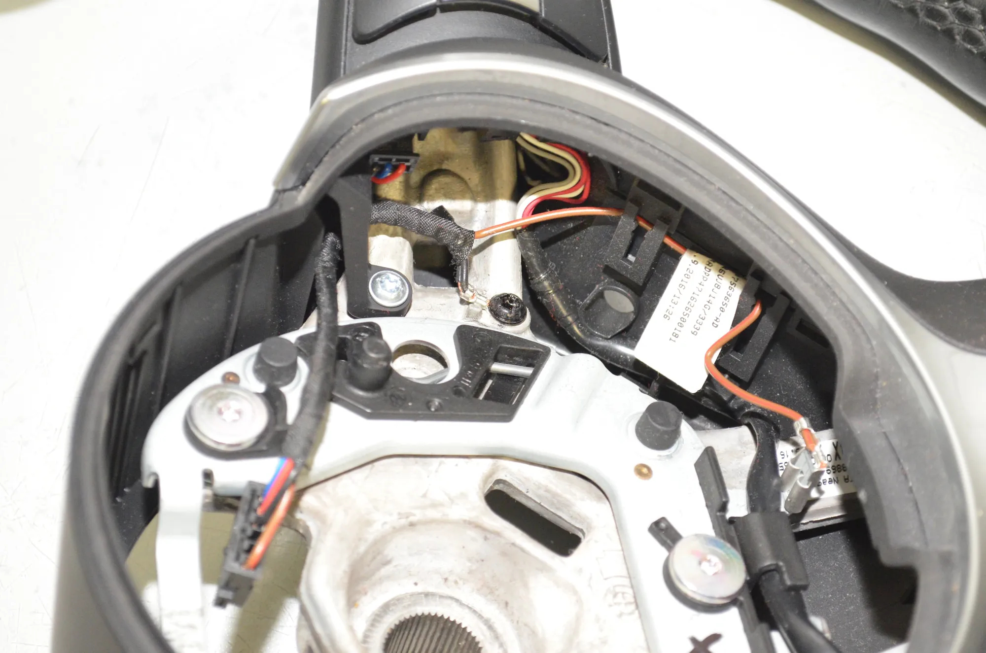 Steering Wheel – OEM 7851521 · BMW 2 Gran Tourer (F46) 220 d xDrive 2016 – 5