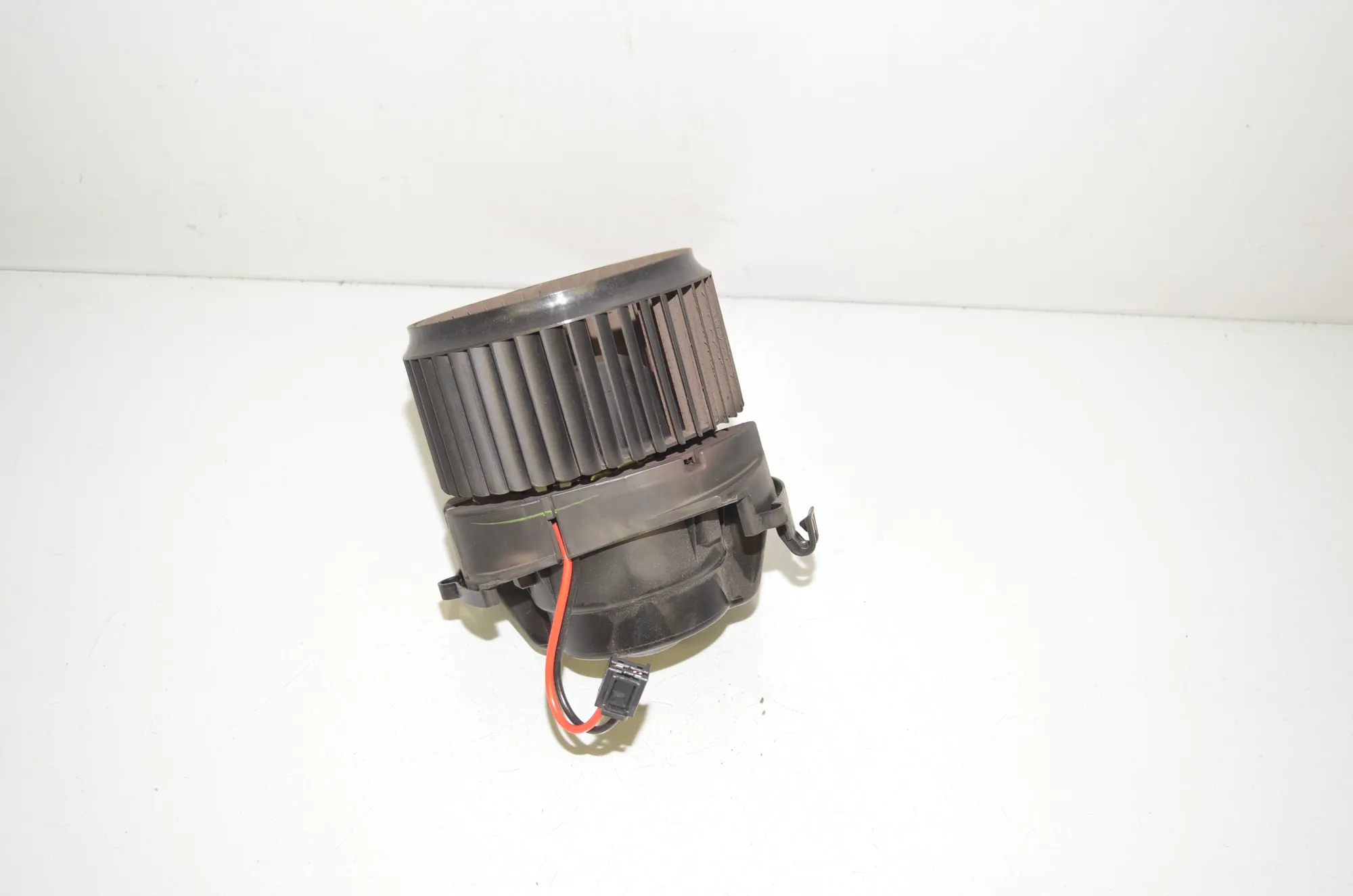 Heater Blower Fan – OEM 9297752 · BMW 2 Gran Tourer (F46) 220 d xDrive 2016 – 2