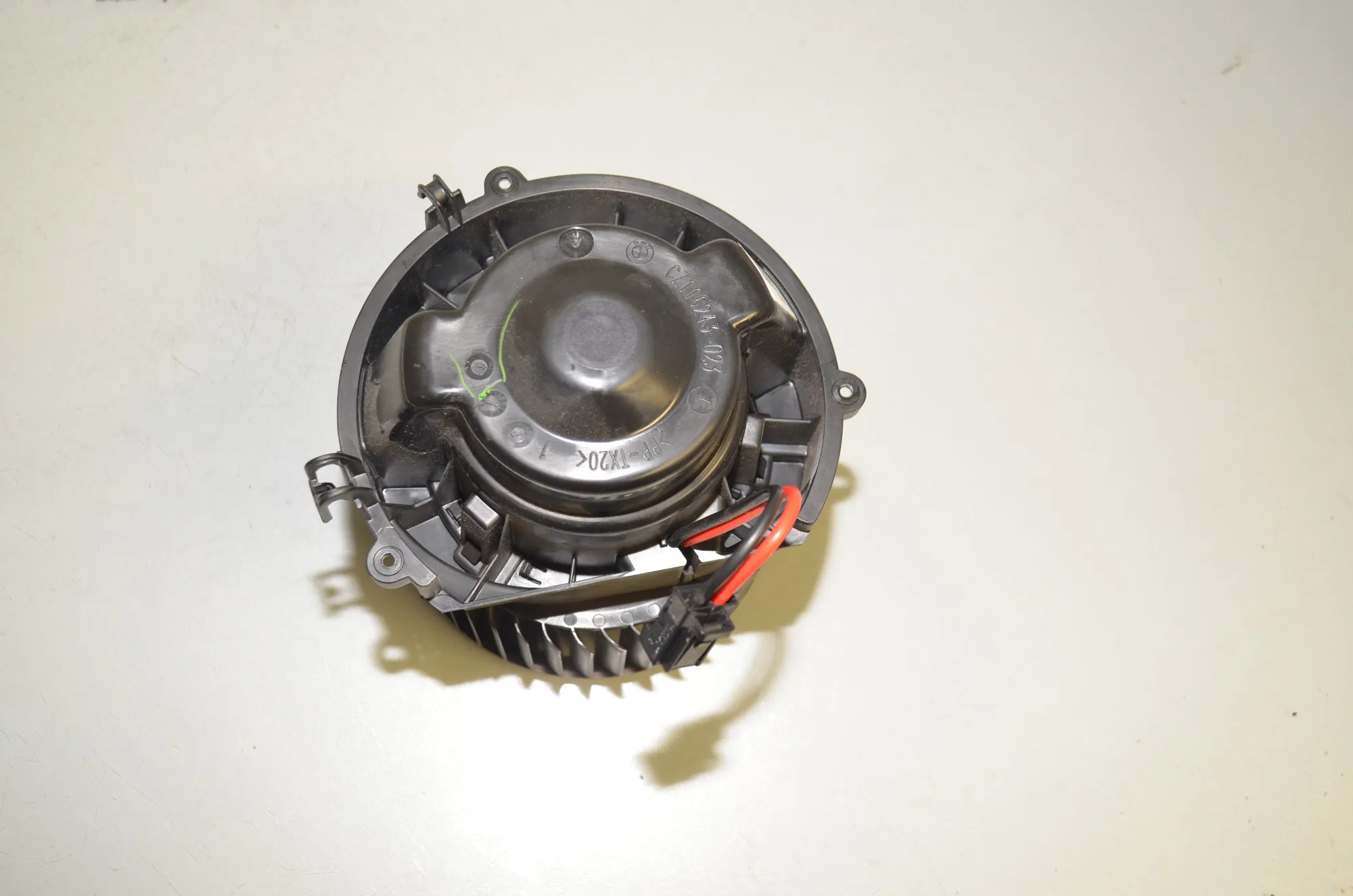 Heater Blower Fan – OEM 9297752 · BMW 2 Gran Tourer (F46) 220 d xDrive 2016 – 4