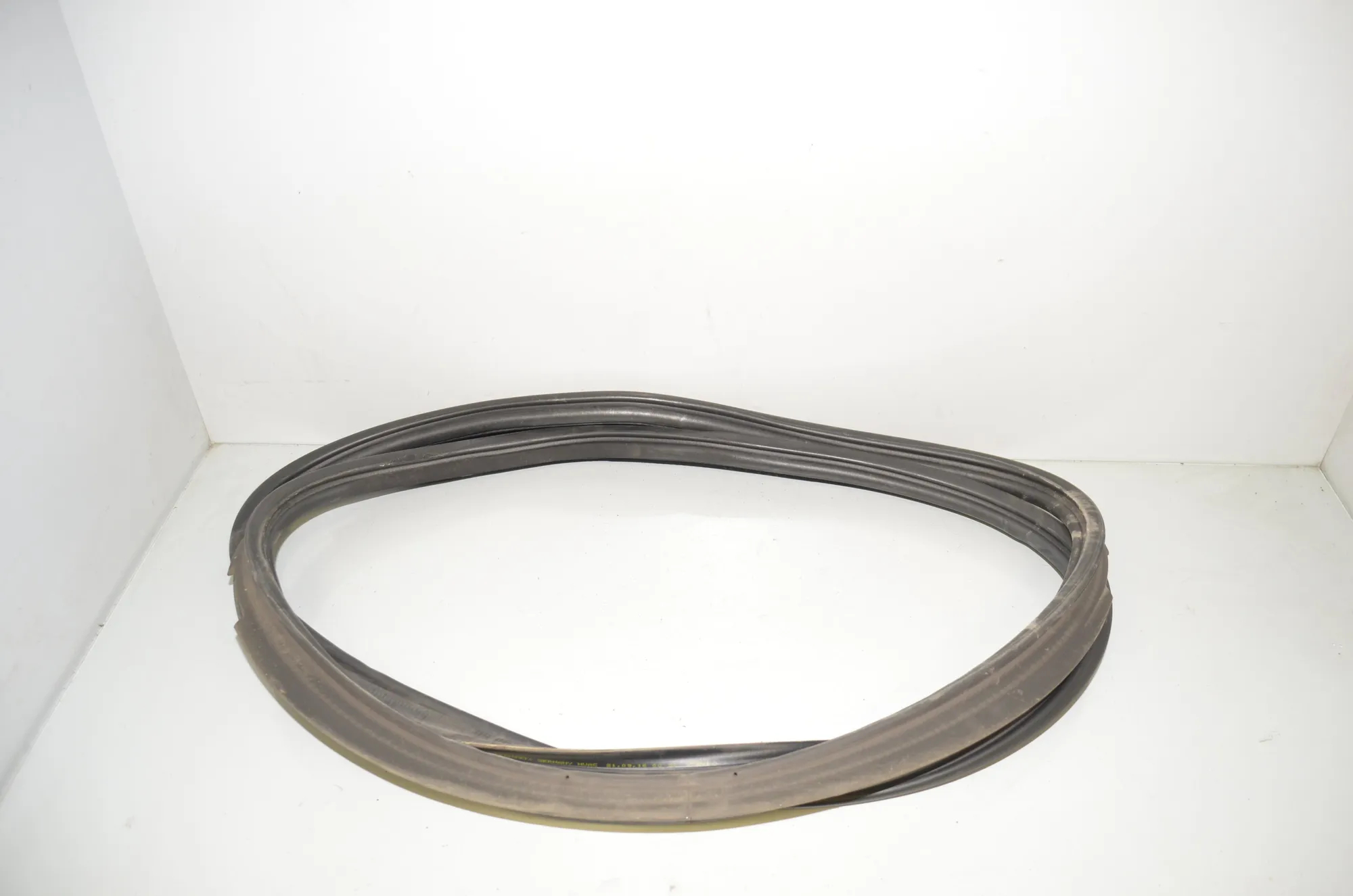 Tailgate Rubber Seal – OEM 7474448 · BMW 2 Gran Tourer (F46) 220 d xDrive 2016 – 3