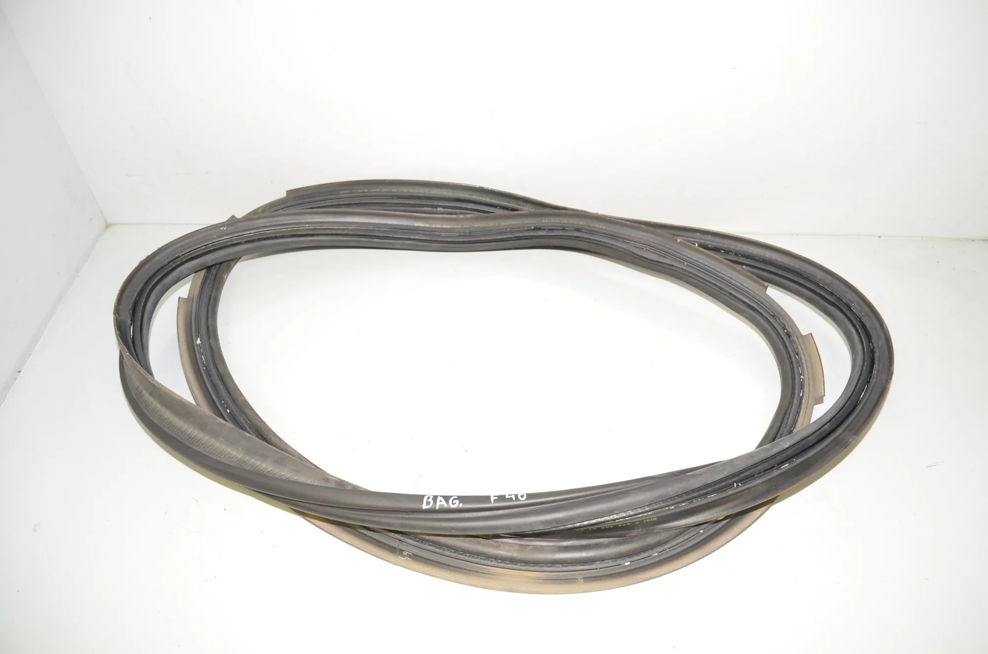 Tailgate Rubber Seal – OEM 7474448 · BMW 2 Gran Tourer (F46) 220 d xDrive 2016