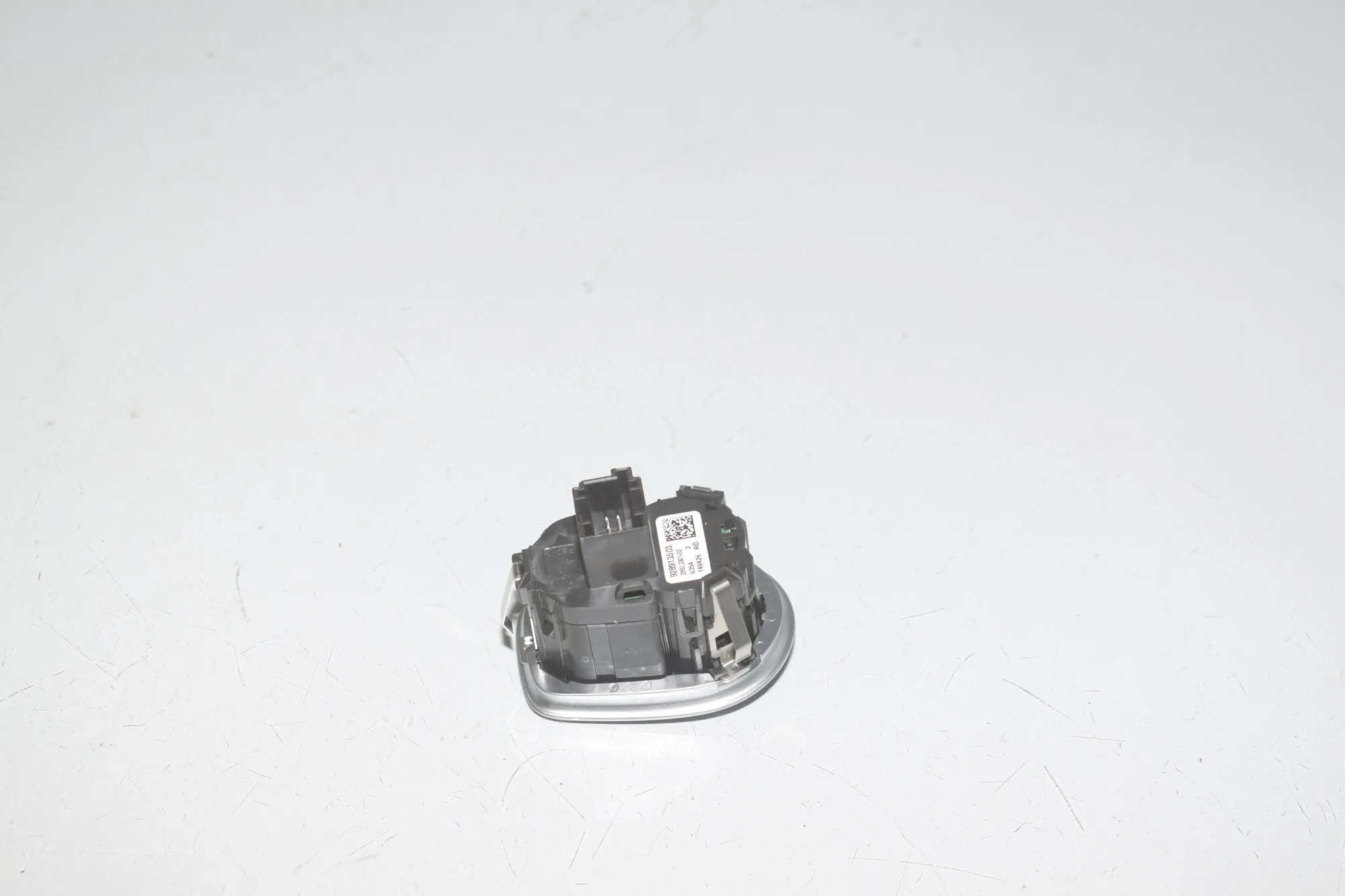 Ignition Start Button – OEM 9289135 · BMW 2 Gran Tourer (F46) 220 d xDrive 2016 – 3
