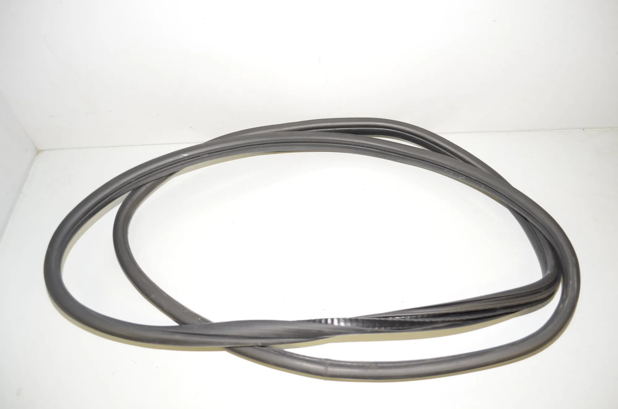 Rear Right Door Seal Rubber – OEM 7420056 · BMW 2 Gran Tourer (F46) 220 d xDrive 2016 – 3
