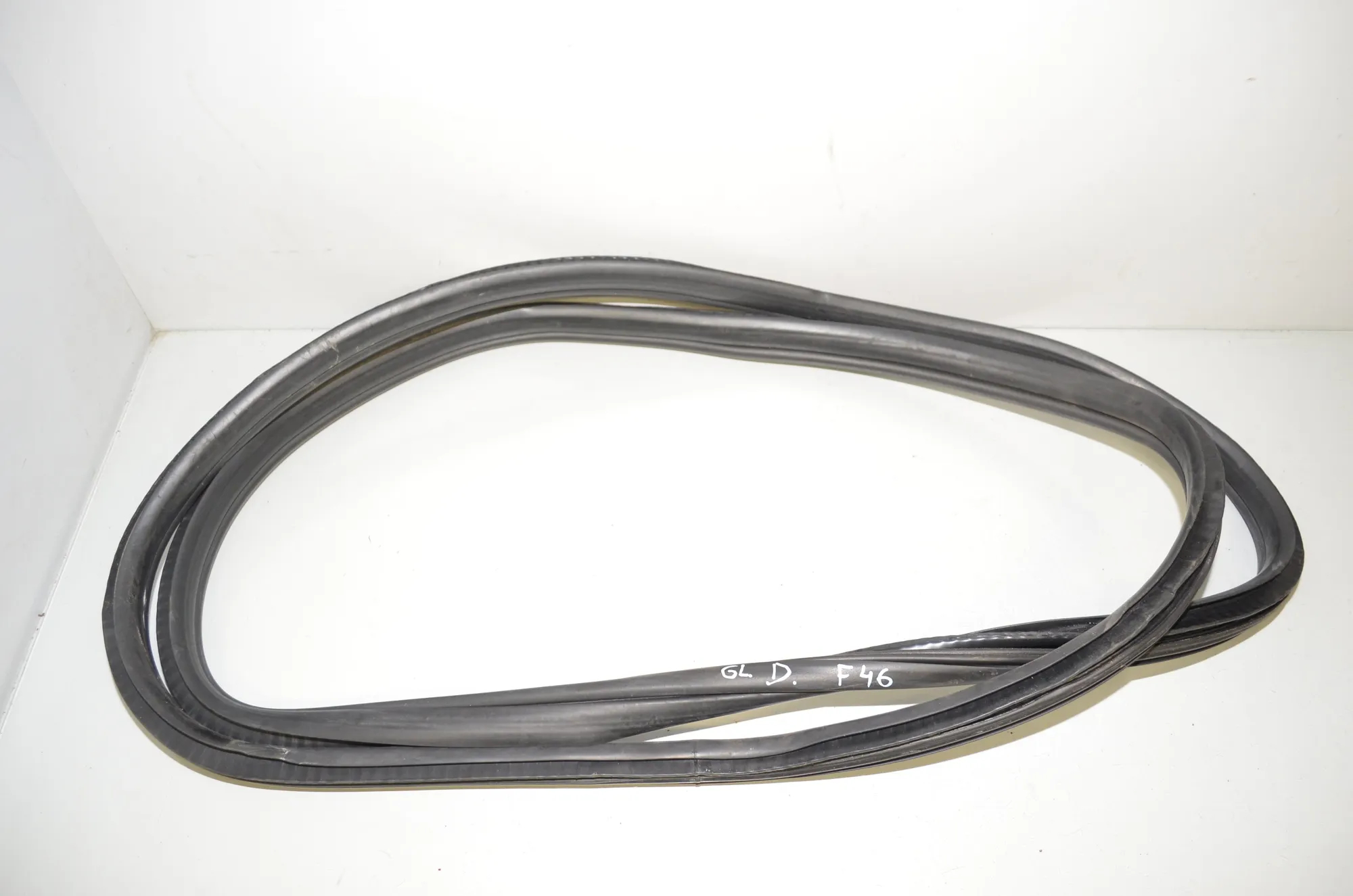 Rear Right Door Seal Rubber – OEM 7420056 · BMW 2 Gran Tourer (F46) 220 d xDrive 2016