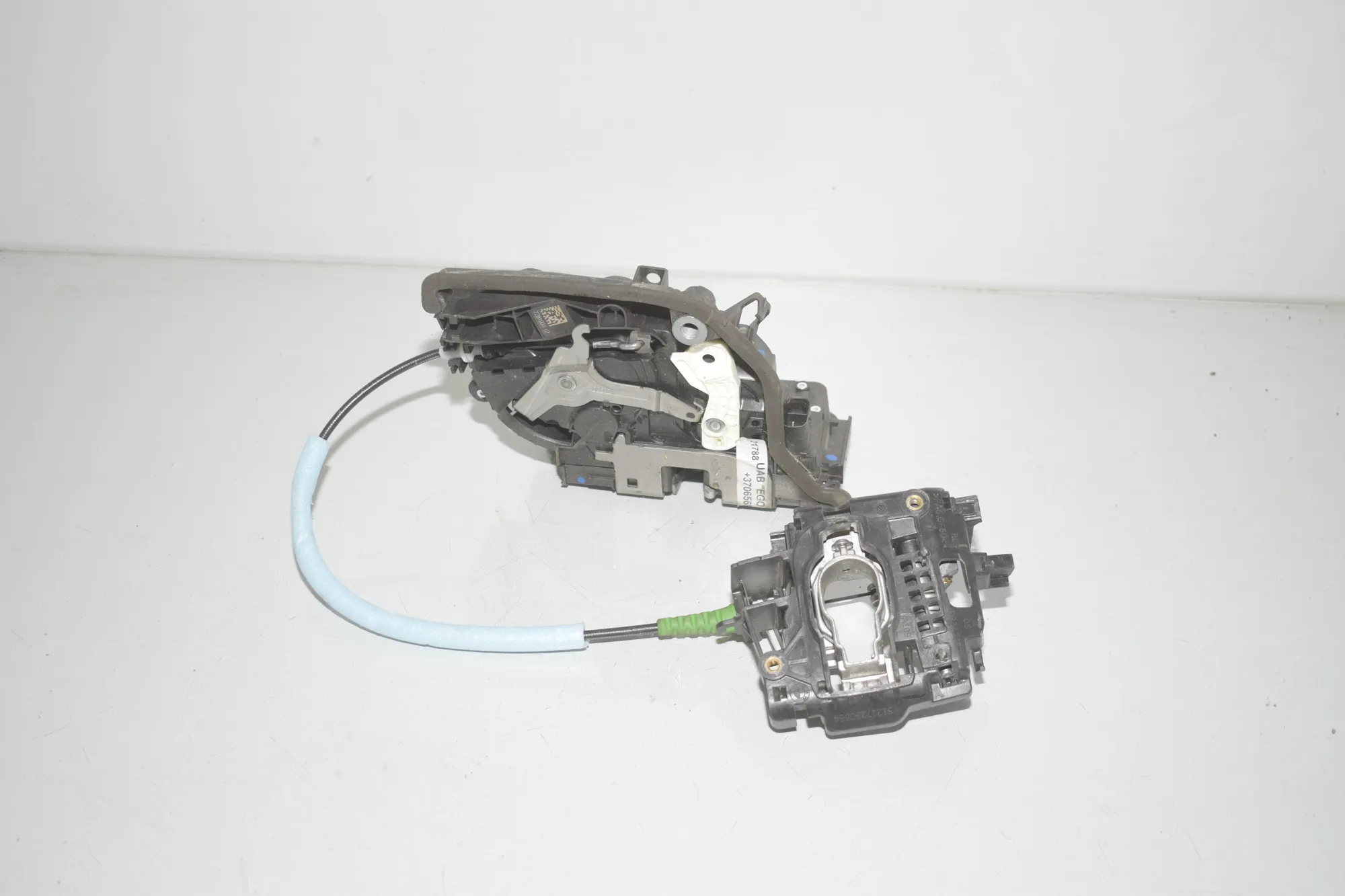 Front Right Door Lock – OEM 7281934 · BMW i3 (I01) BMW i3 (I01) Hybrid 2020 – 3