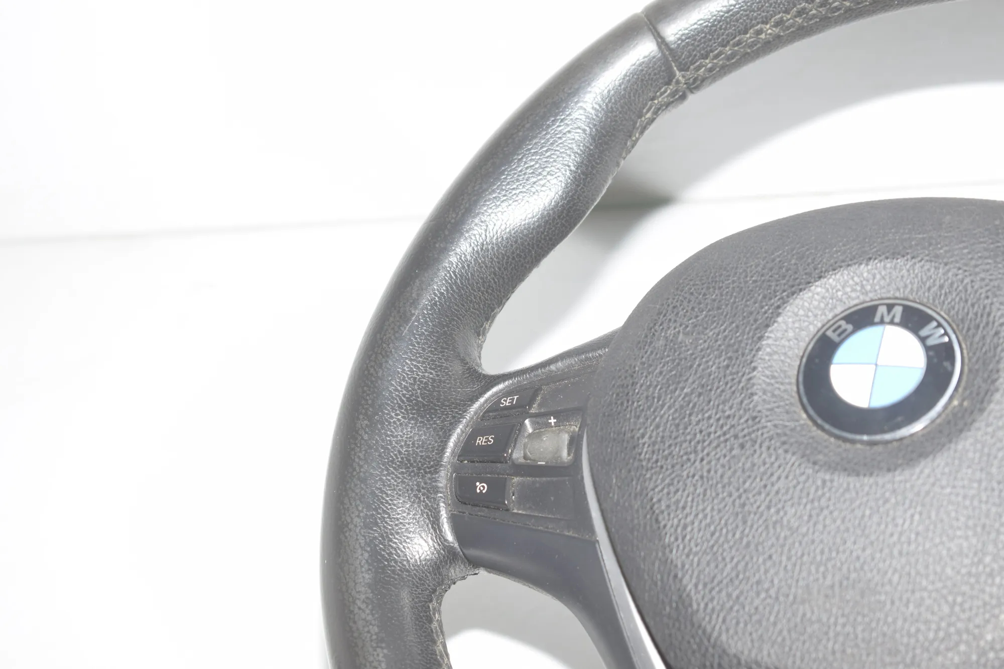 Steering Wheel – OEM 6791332 · BMW 3 Touring (F31) 320 d 2013 – 4