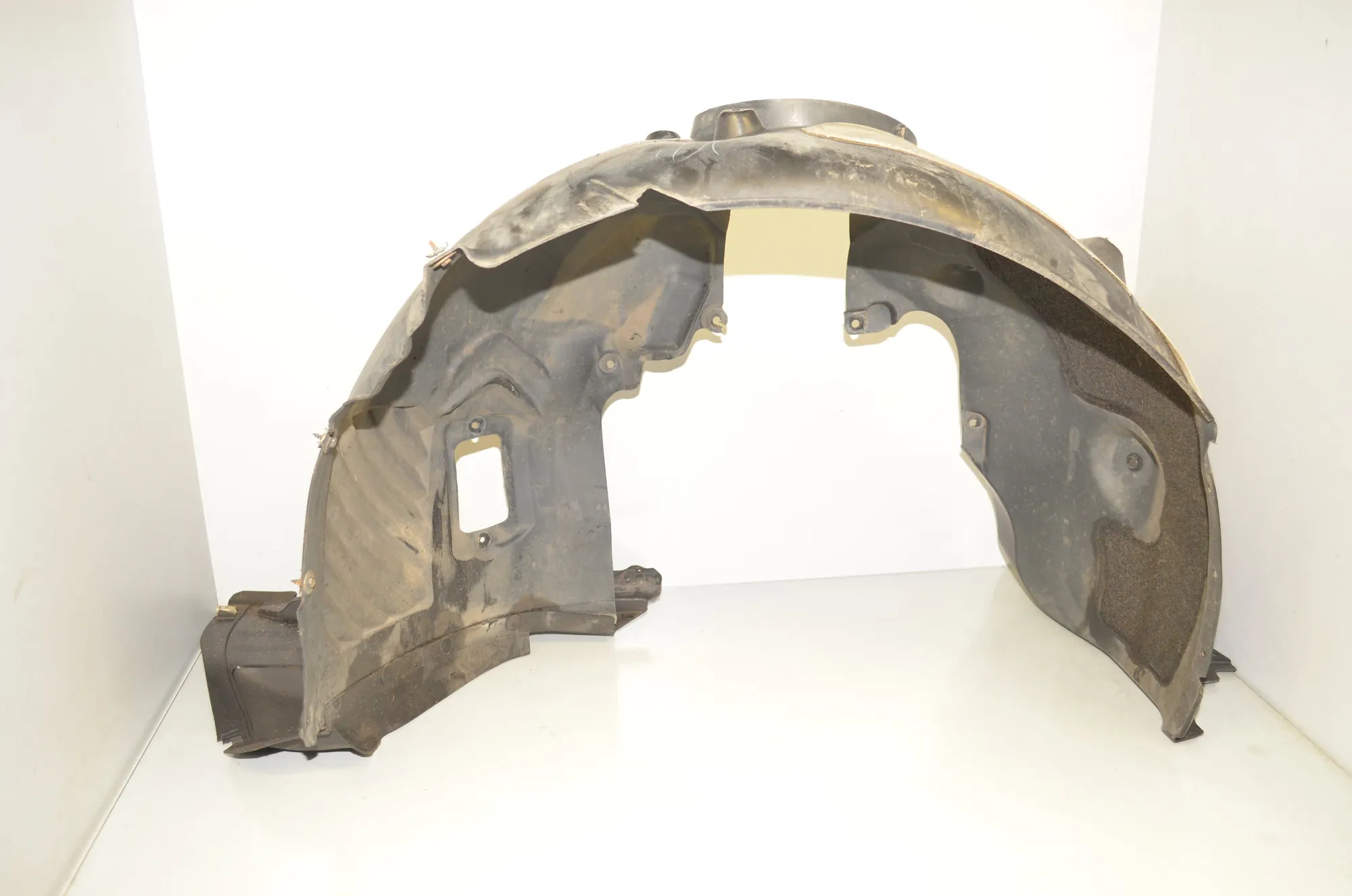Front Left Arch Liner – OEM 7319761 · BMW 2 Gran Tourer (F46) 220 d xDrive 2016 – 2