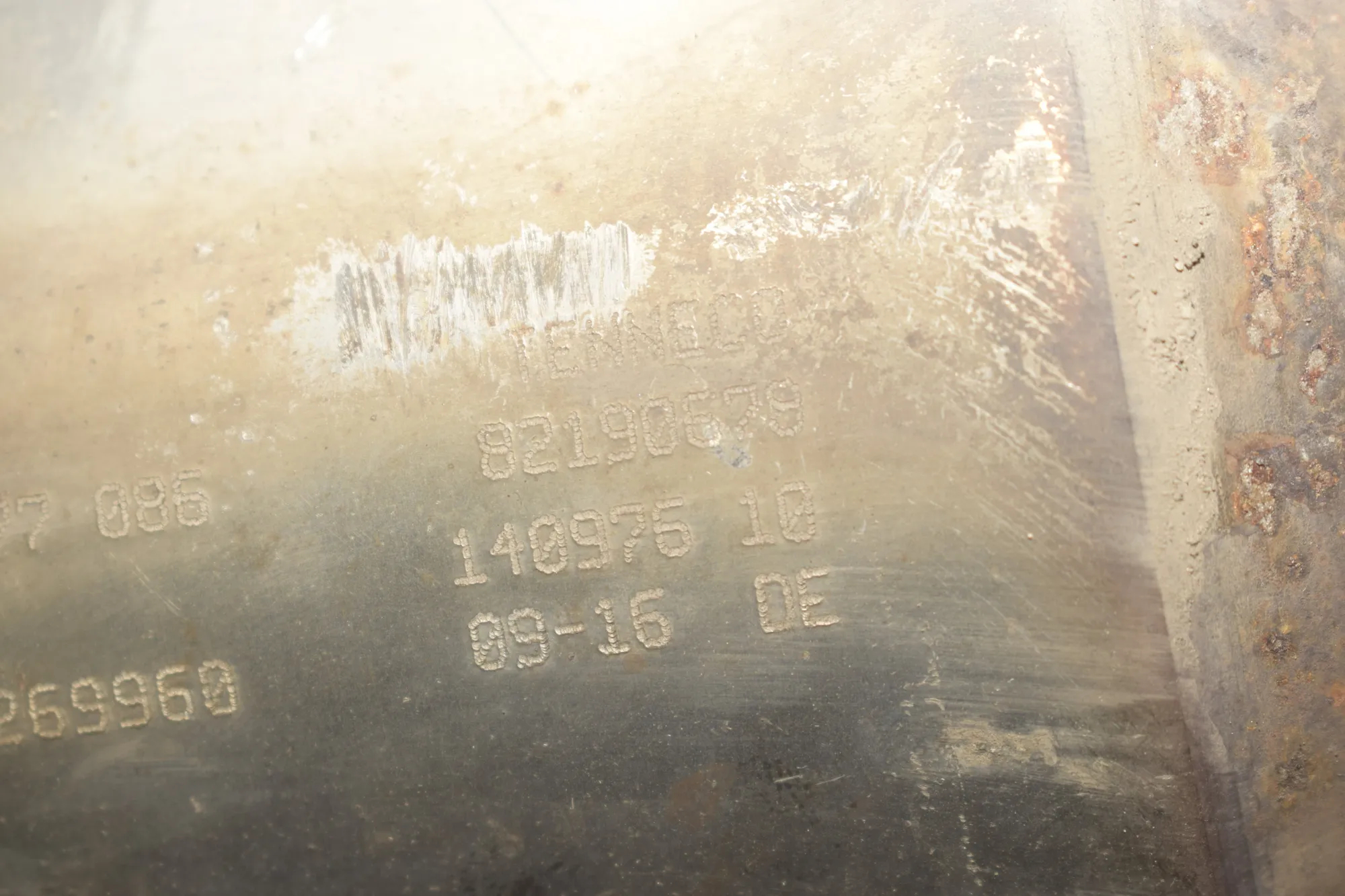Muffler Exhaust Tank – OEM 82190679 · BMW 2 Gran Tourer (F46) 220 d xDrive 2016 – 4
