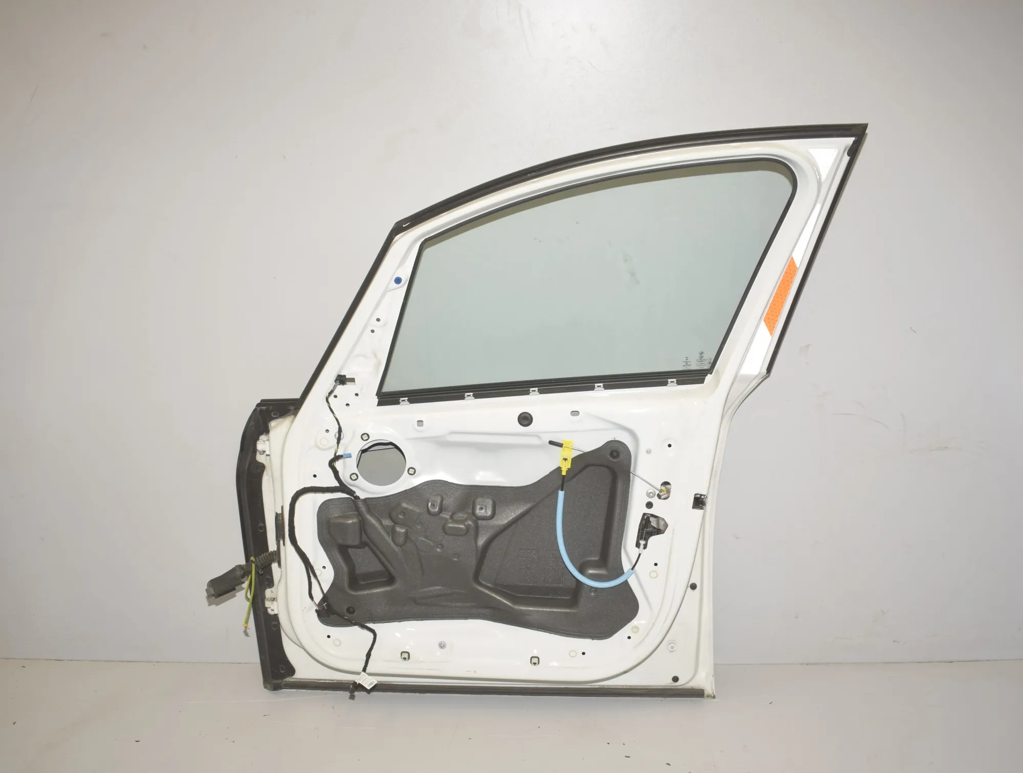 Front Right Door · BMW 2 Gran Tourer (F46) 220 d xDrive 2016 – 3