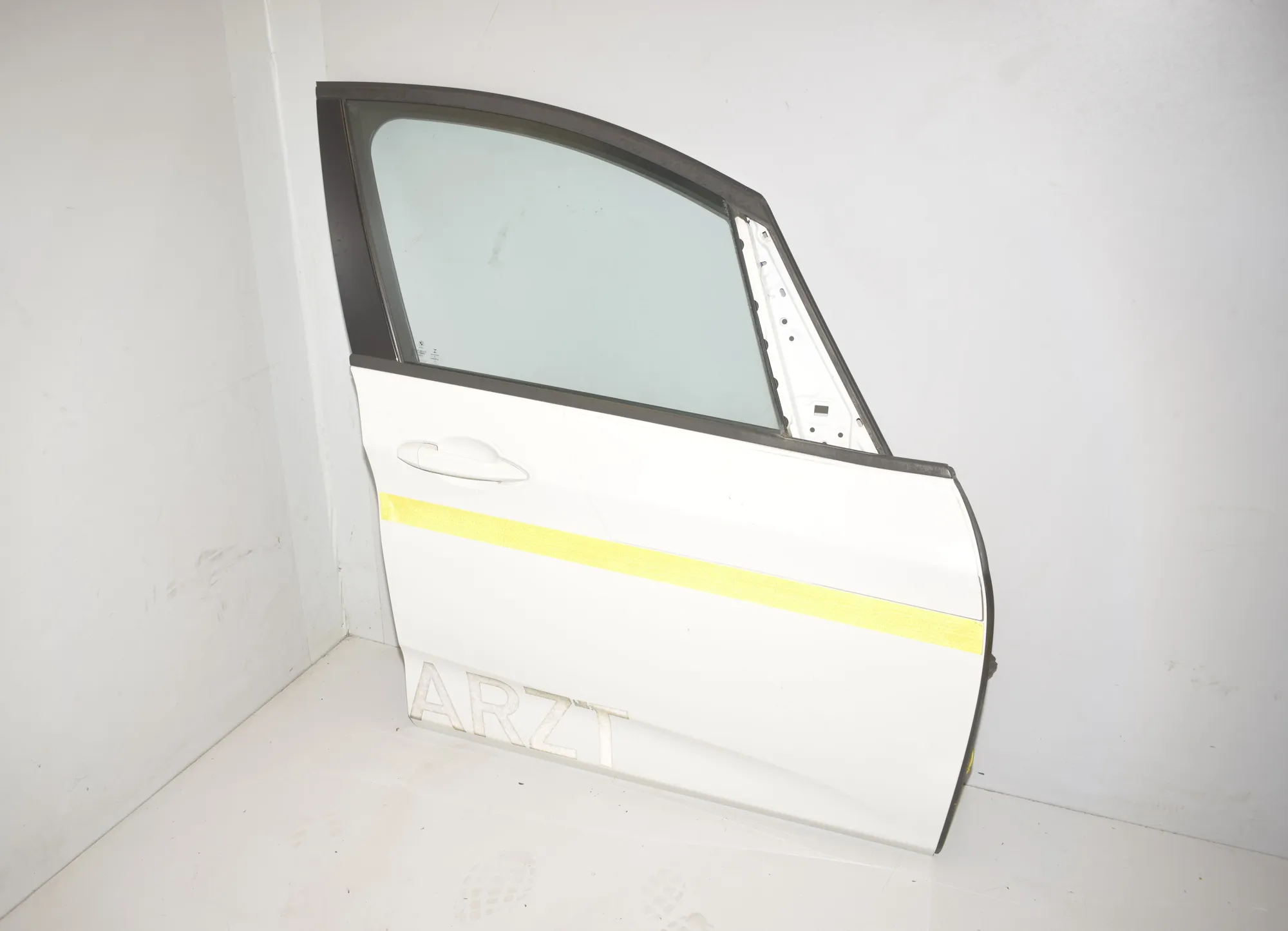 Front Right Door · BMW 2 Gran Tourer (F46) 220 d xDrive 2016 – 2