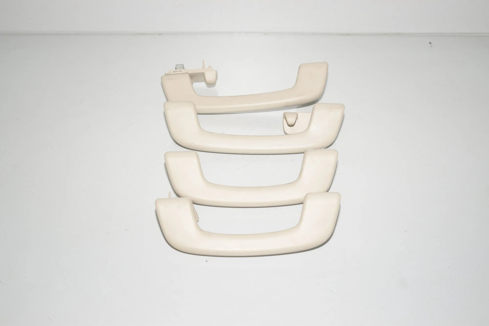 Interior Roof Handle Set – OEM 7499074 · BMW 5 (F10) 530 d 2015
