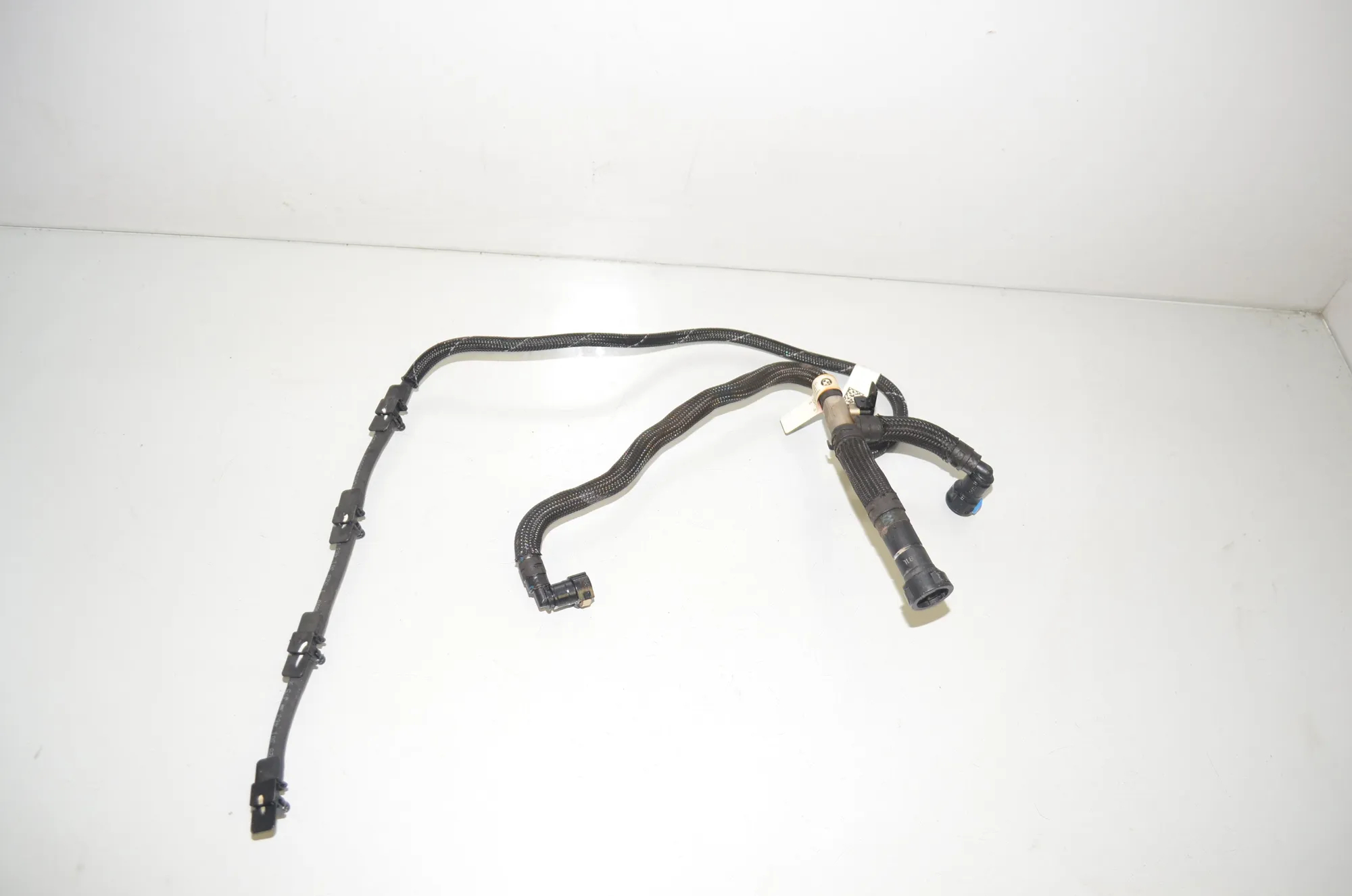 Fuel Hose – OEM 8595120 · BMW 5 Touring (G31) (2017 - -) 520 d 2019 – 4