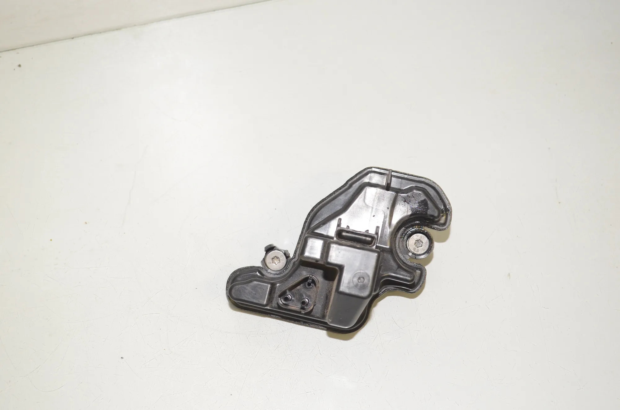 Vacuum Tank – OEM 8581292 · BMW 5 Touring (G31) (2017 - -) 520 d 2019 – 2