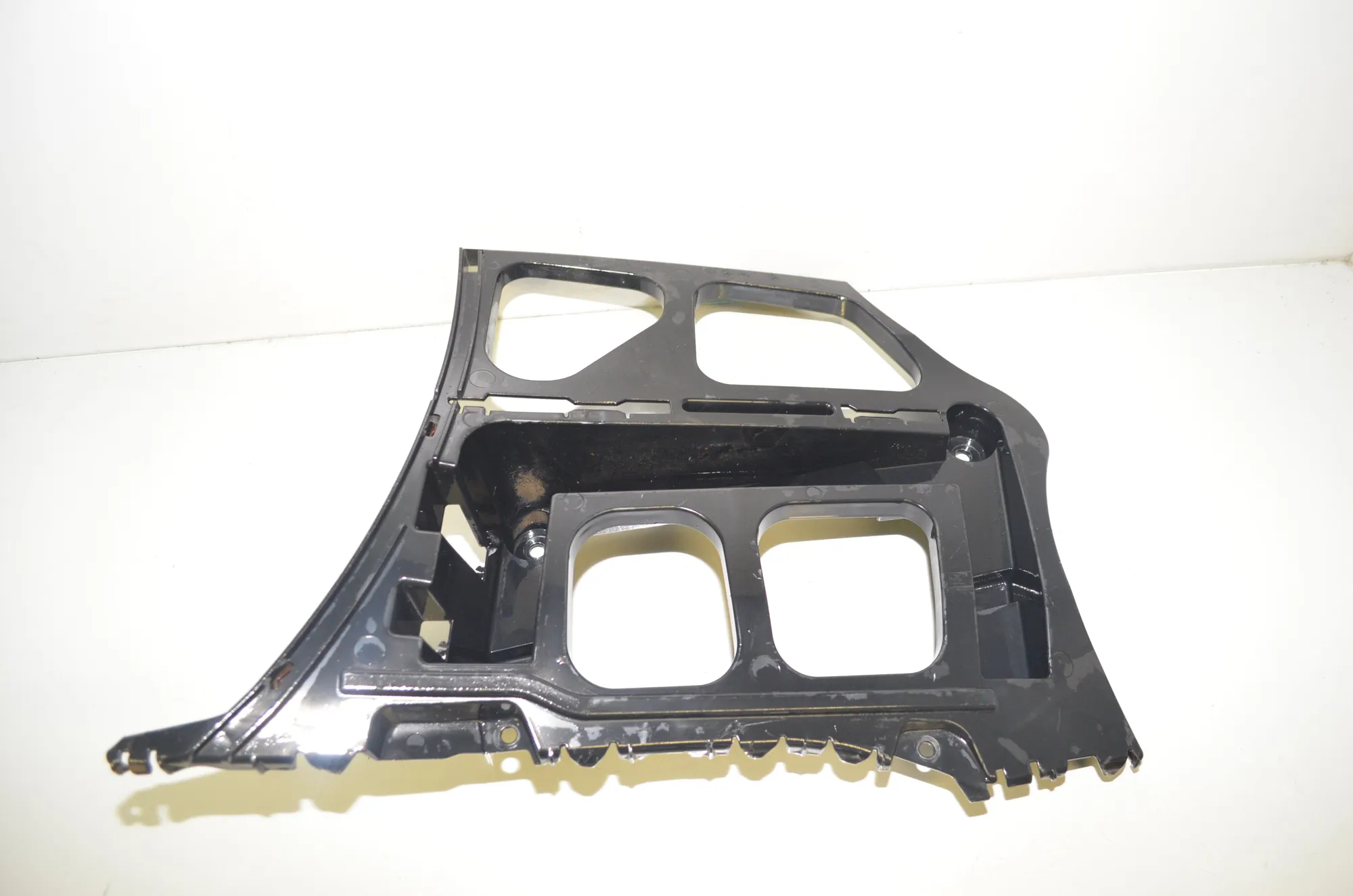 Rear Right Bumper Bracket – OEM 7202670 · BMW 3 Touring (E91) 330 d 2010 – 2