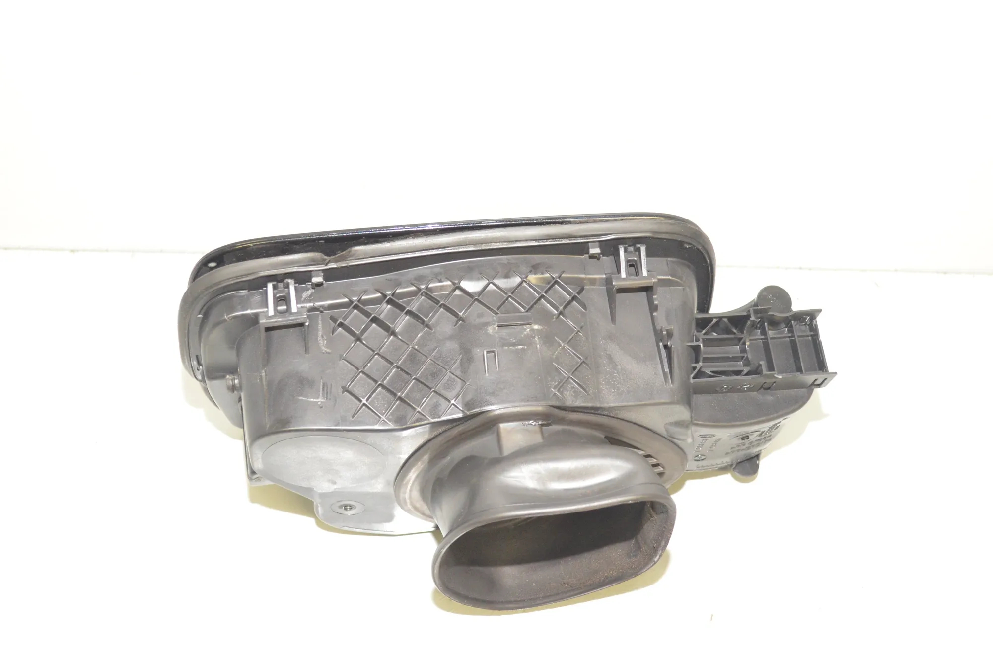 Fuel Tank Flap Cap – OEM 7238086 · BMW X3 (F25) xDrive 30 d 2012 – 2