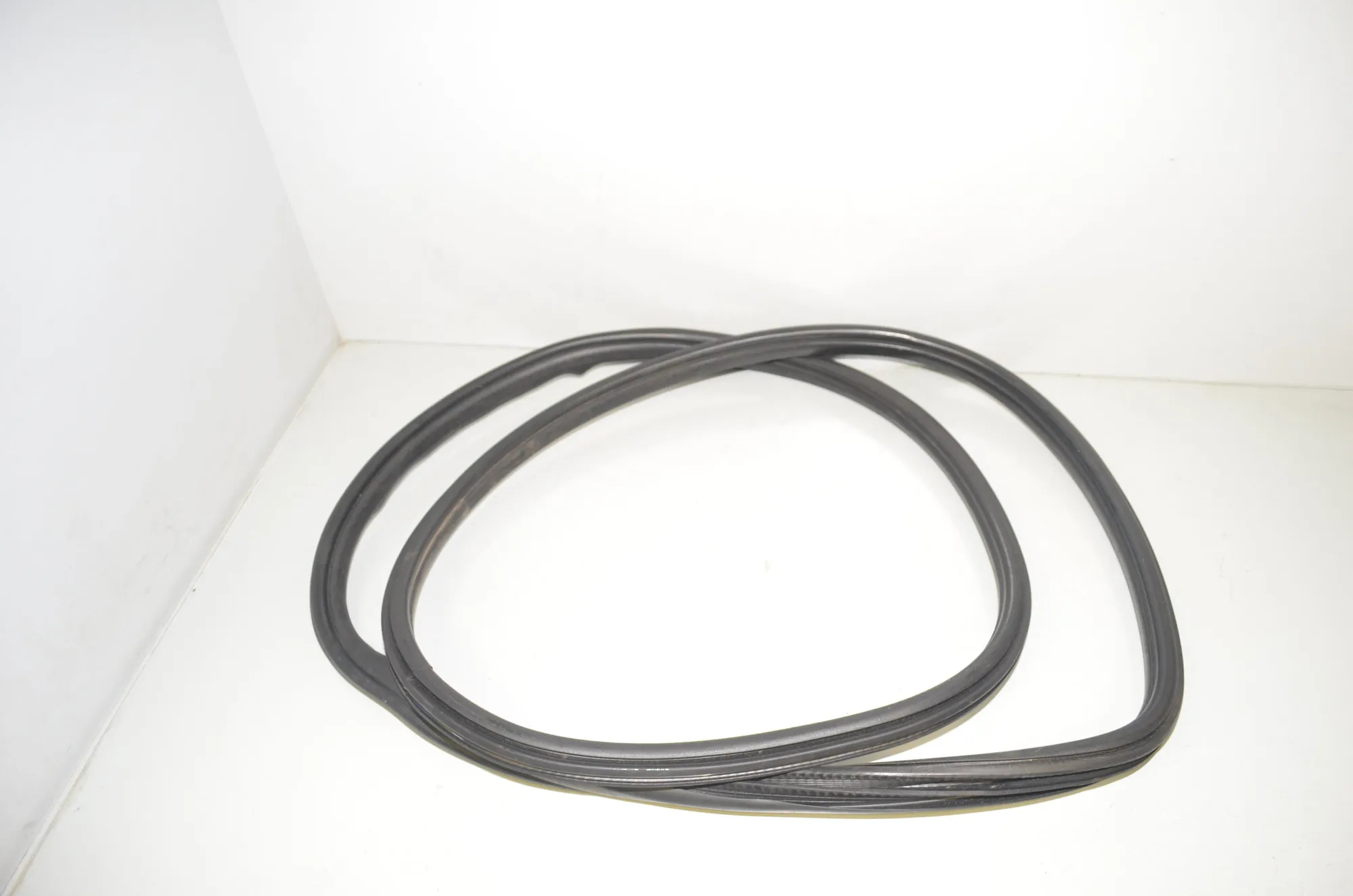 Rear Right Door Seal Rubber – OEM 7300249 · BMW X3 (F25) xDrive 30 d 2012 – 3