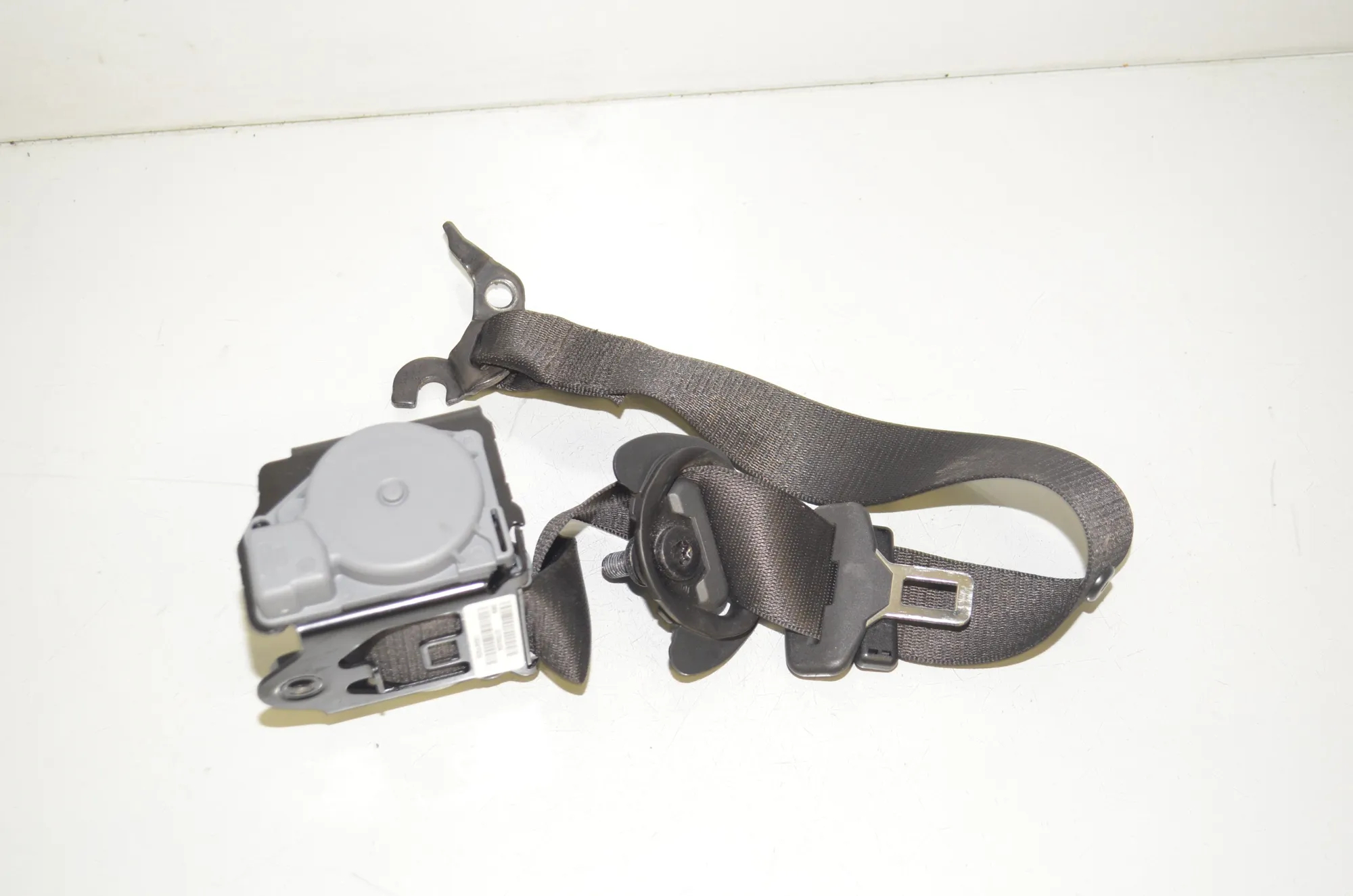 Front Right Seatbelt – OEM 7258432 · BMW X3 (F25) xDrive 30 d 2012 – 3
