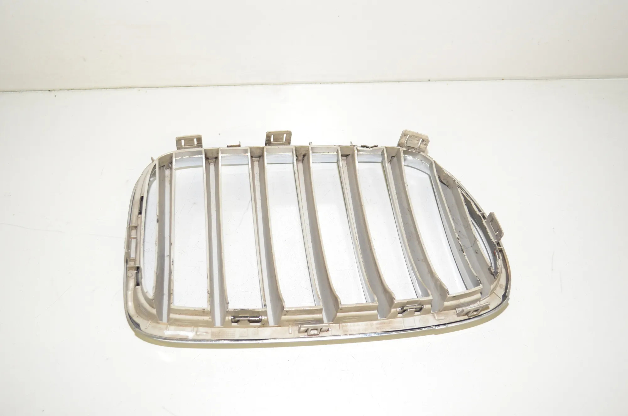 Front Left Grill – OEM 7210725 · BMW X3 (F25) xDrive 30 d 2012 – 4