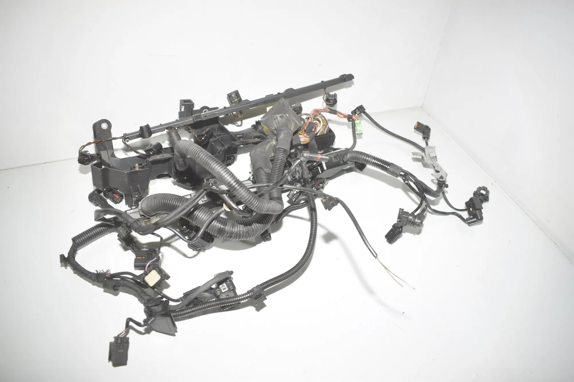 Engine Cable Harness – OEM 8513556 · BMW X3 (F25) xDrive 30 d 2012 – 2