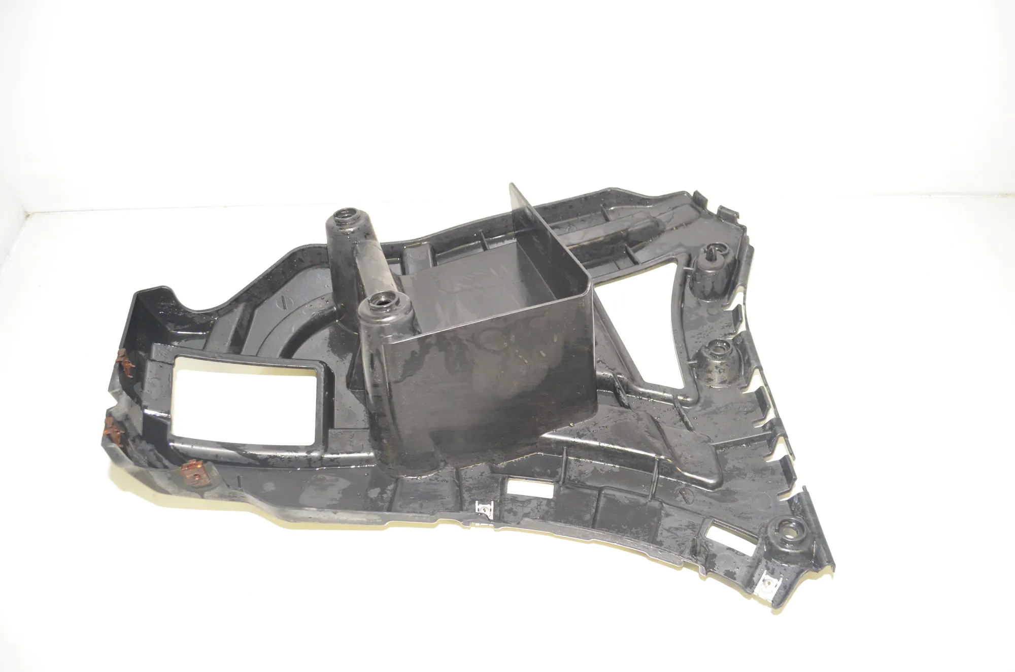 Rear Left Bumper Bracket – OEM 7210077 · BMW X3 (F25) xDrive 30 d 2012 – 4