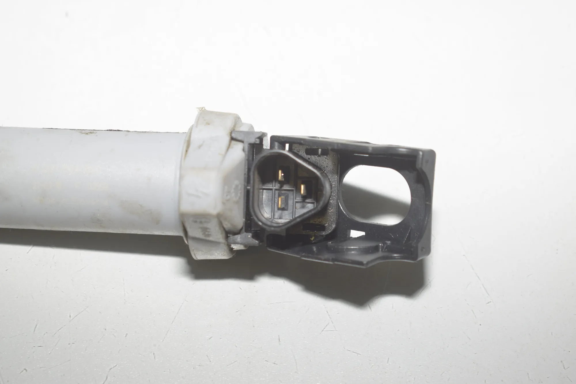 High Voltage Ignition Coil – OEM 0221504800 · BMW X5 (E70) BMW X5 (E70) M 2009 – 4
