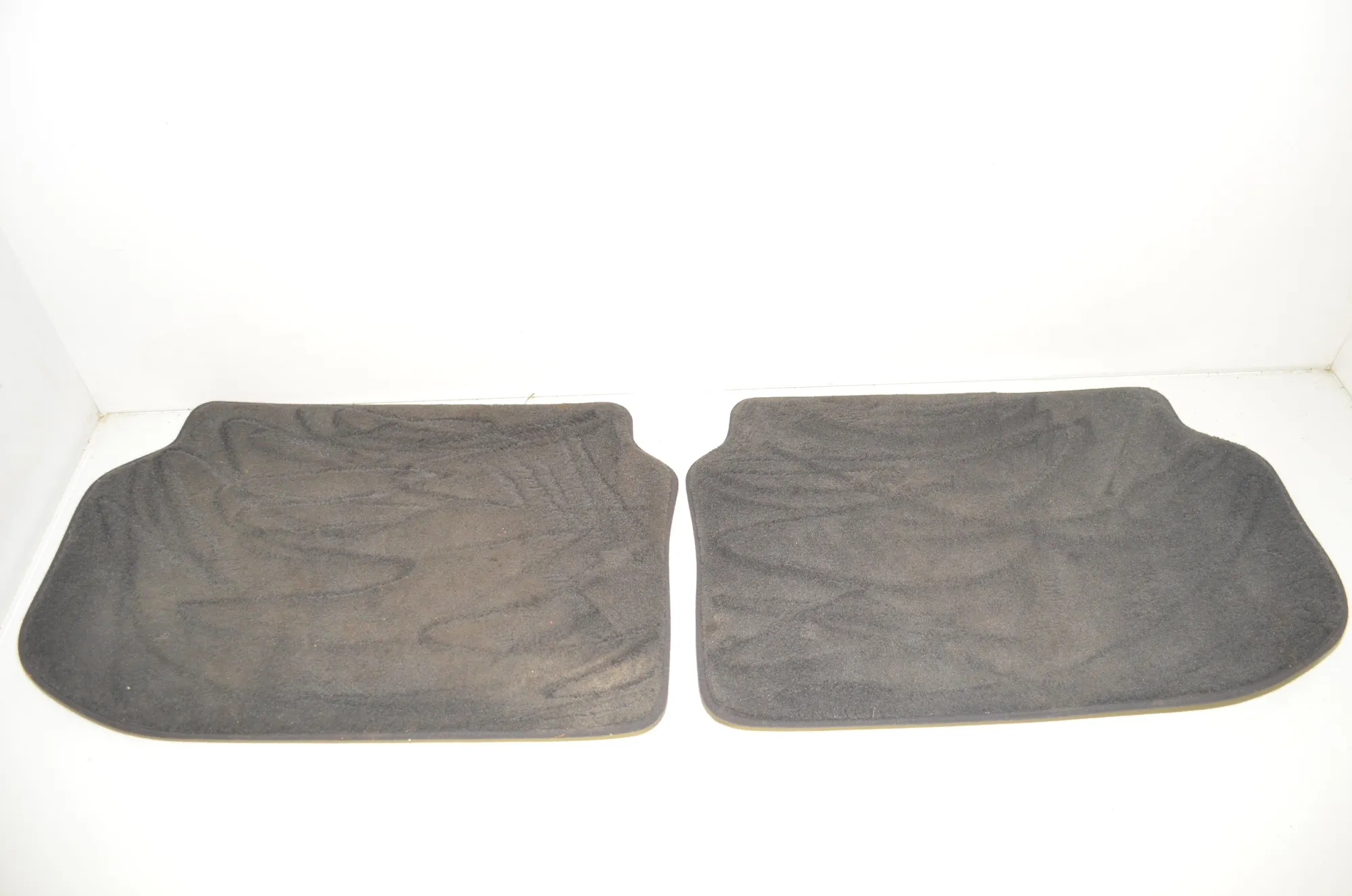 Floor Mat Set – OEM 7220428 · BMW 5 Touring (F11) 525 d 2011 – 2