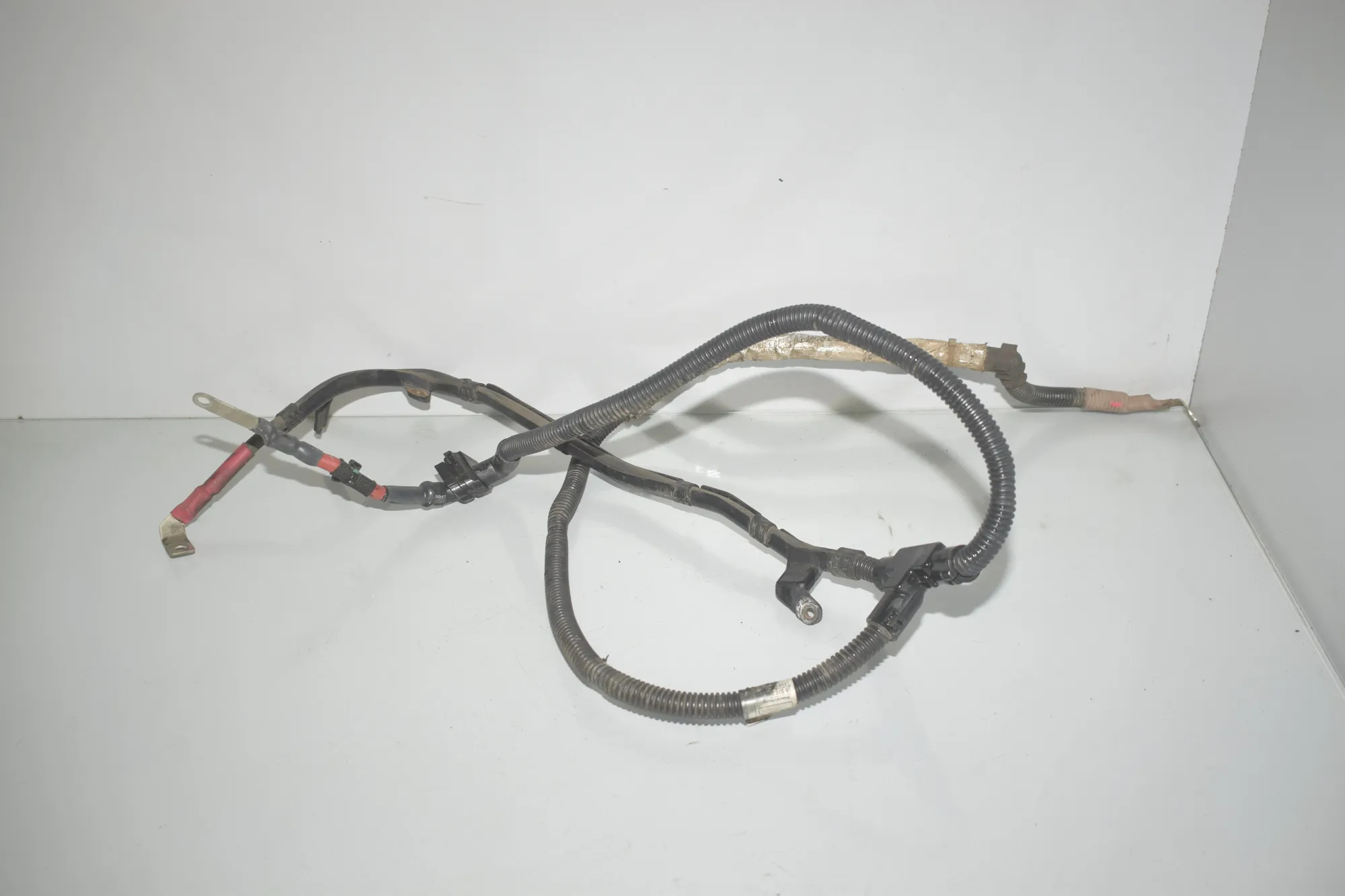 Positive Battery Cable – OEM 8577240 · BMW 3 (F30, F80) 330 d xDrive 2015