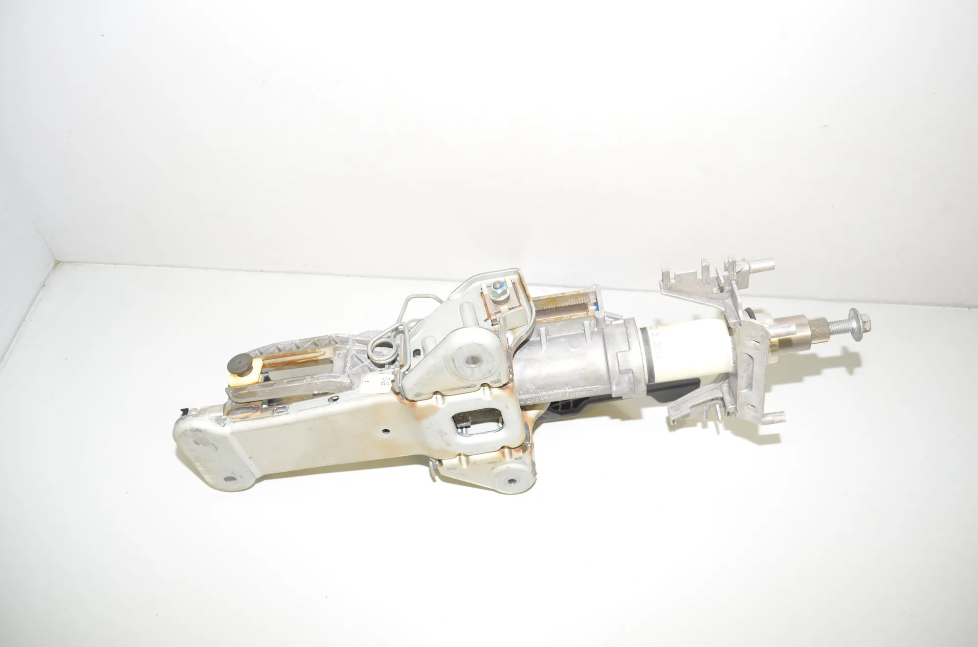 Steering Wheel Adjustment Mechanism – OEM 6795345 · BMW 5 Touring (F11) 525 d 2011 – 3