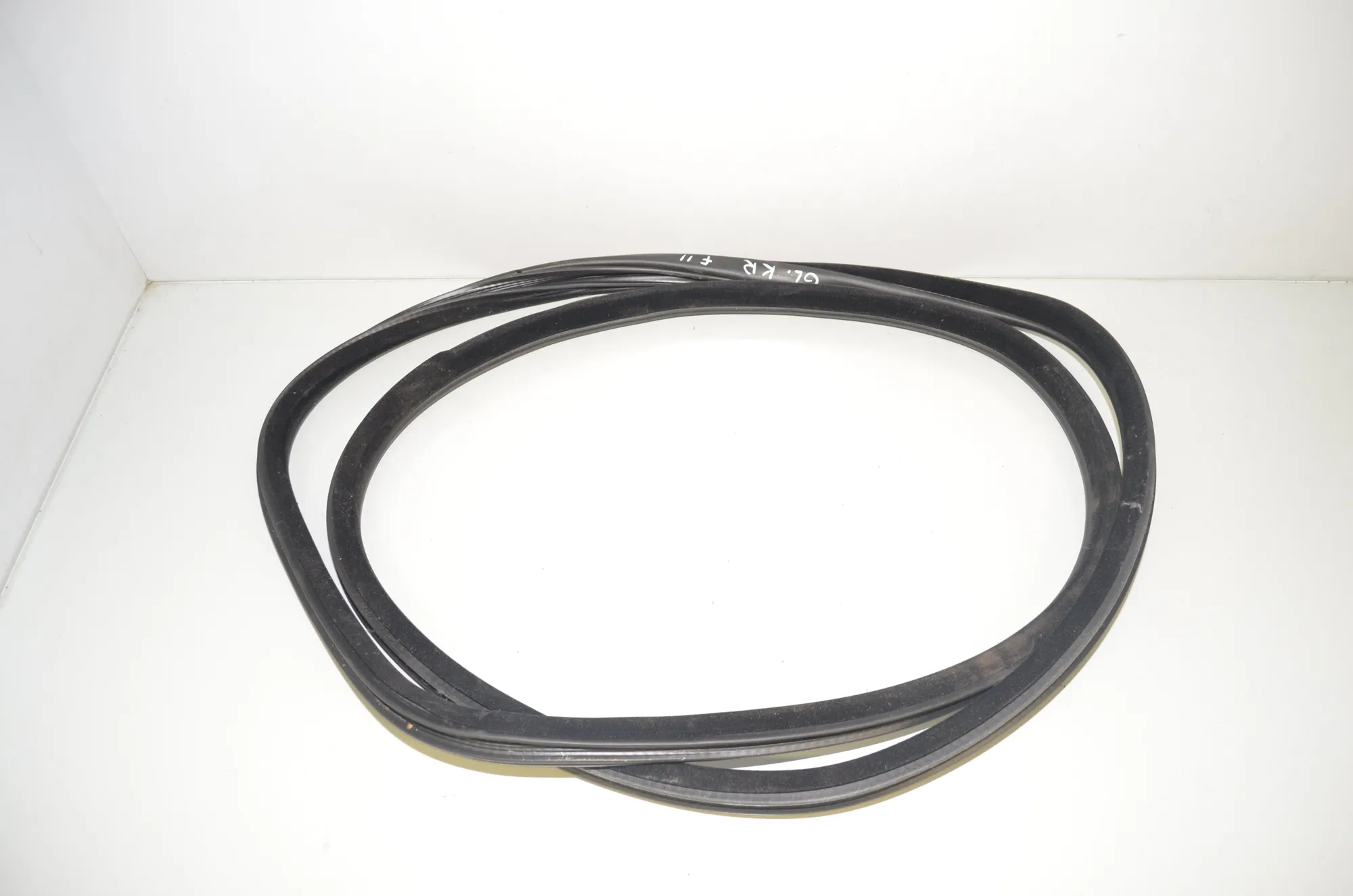 Rear Left Door Seal Rubber – OEM 7278505 · BMW 5 Touring (F11) 525 d 2011 – 2