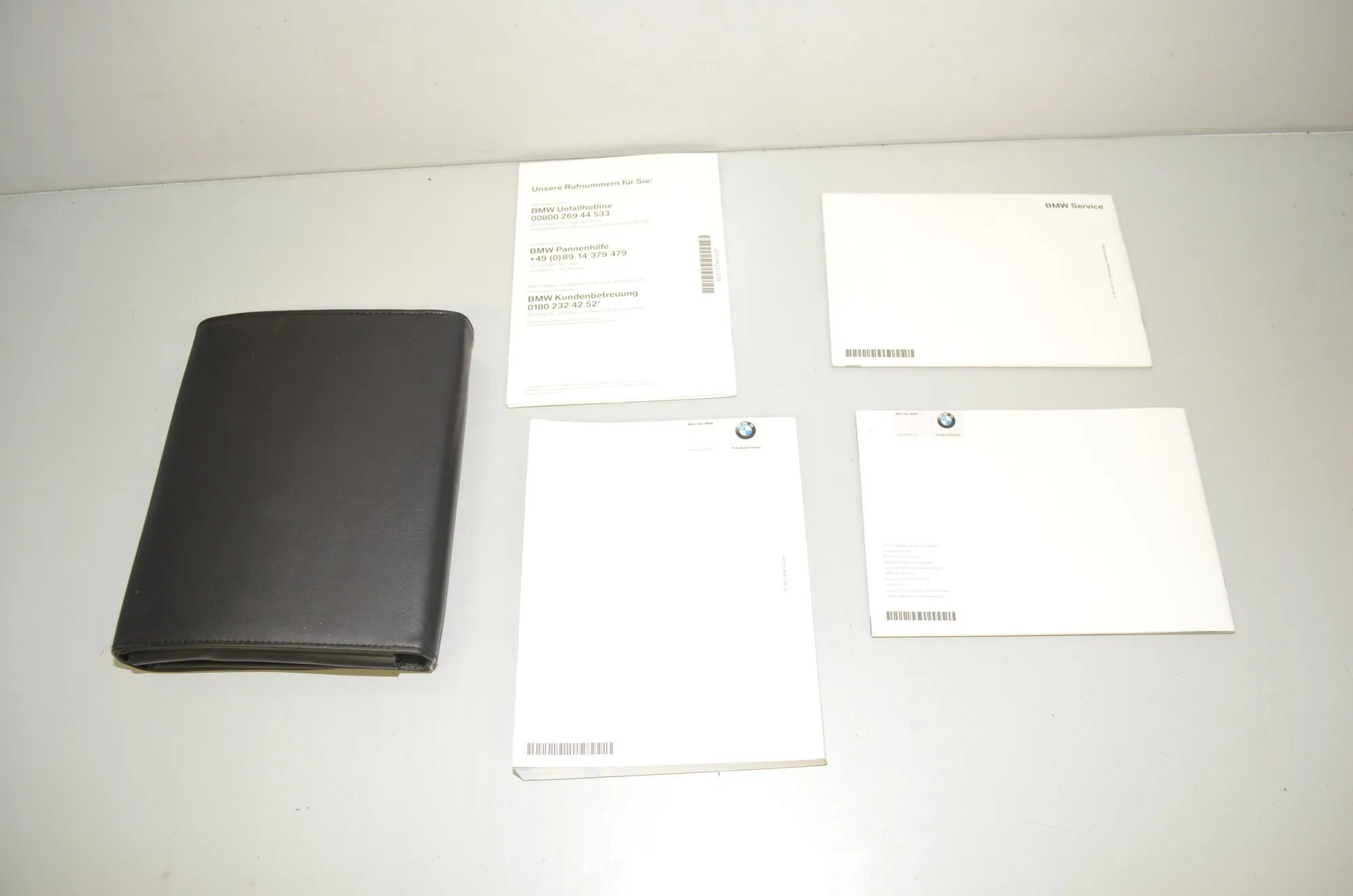 Manual Service Book – OEM 01402606523 · BMW 5 Touring (F11) 525 d 2011 – 3