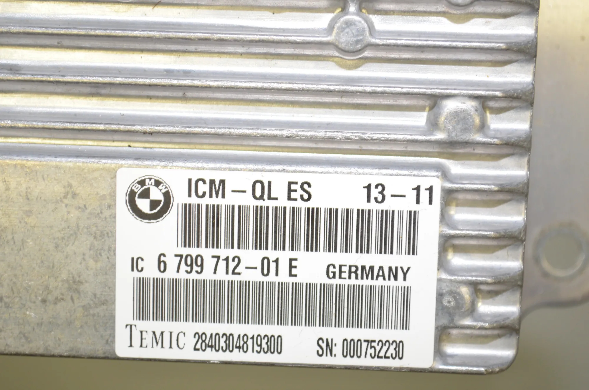 ICM Control Unit – OEM 6799712 · BMW 5 Touring (F11) 525 d 2011 – 4