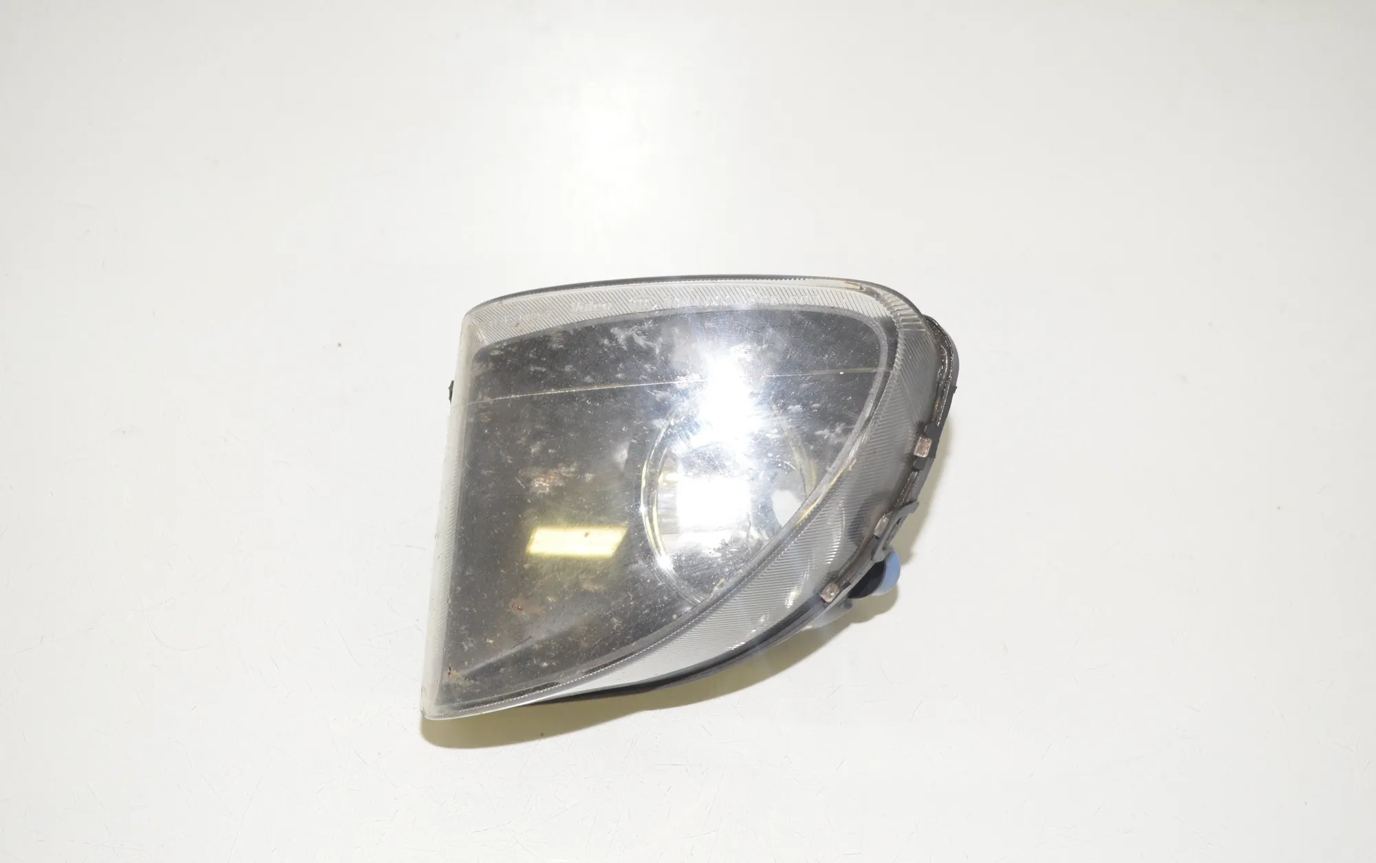 Front Left Fog Light – OEM 7216885 · BMW 5 Touring (F11) 525 d 2011