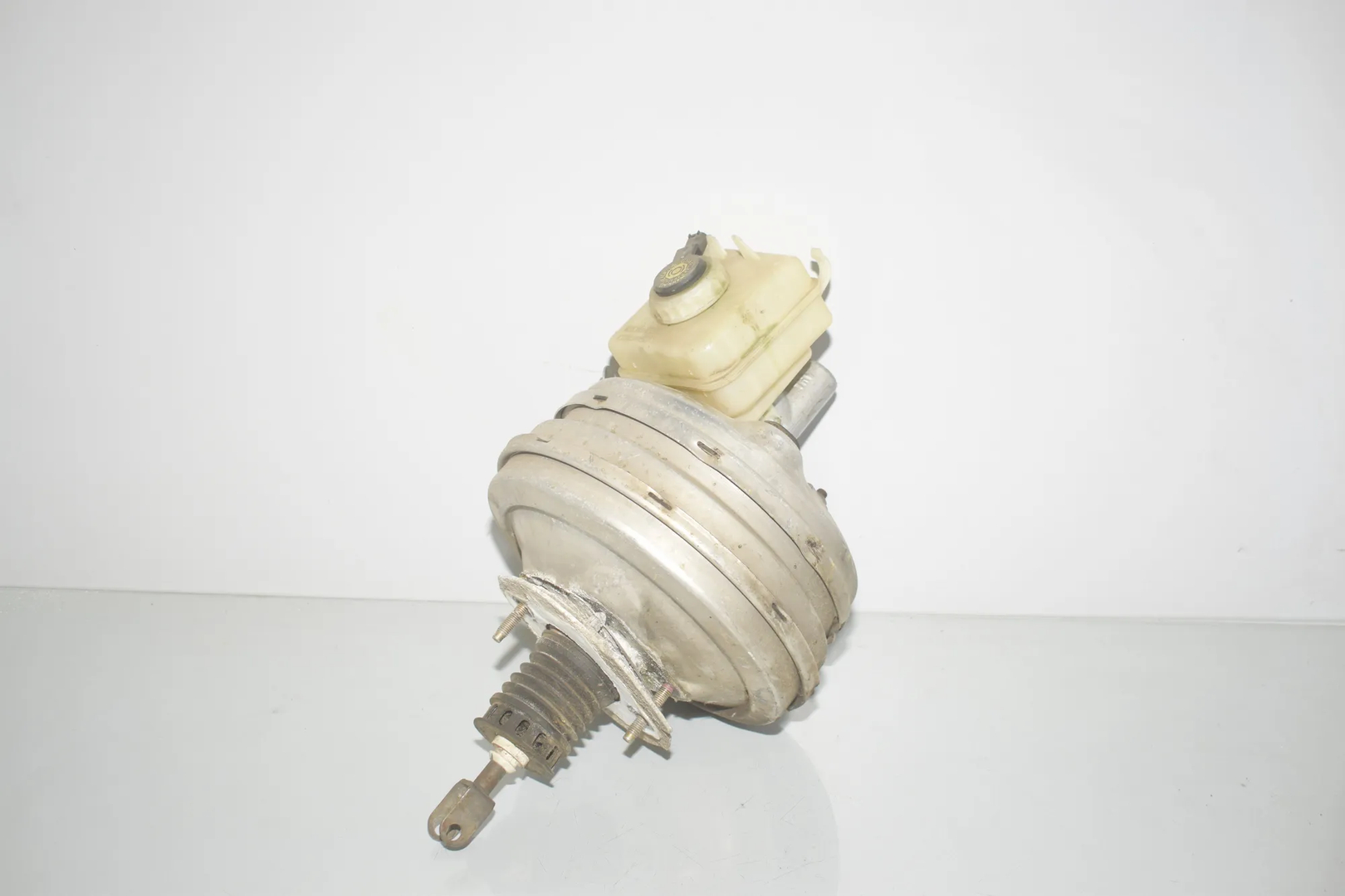 Brake Servo Booster – OEM 6765937 · BMW 5 5 (E60) (2001 - 2010) 520 d (2007 - 2009, 2.0 L, 130 kW) 2009
