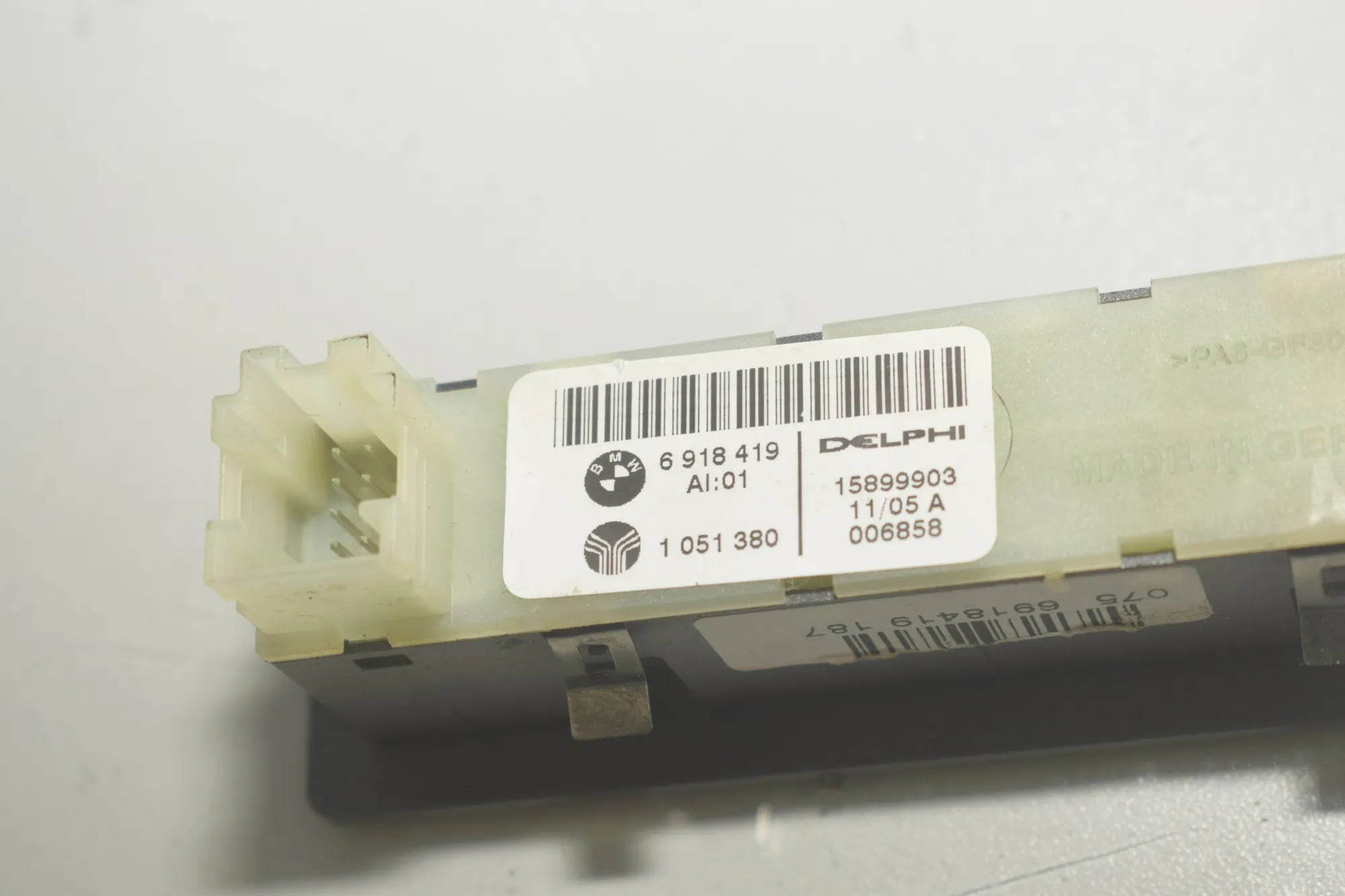 Button Switch Panel – OEM 6918419 · BMW 7 (E65, E66, E67) BMW 7 (E65, E66, E67) 730 d 2008 – 5