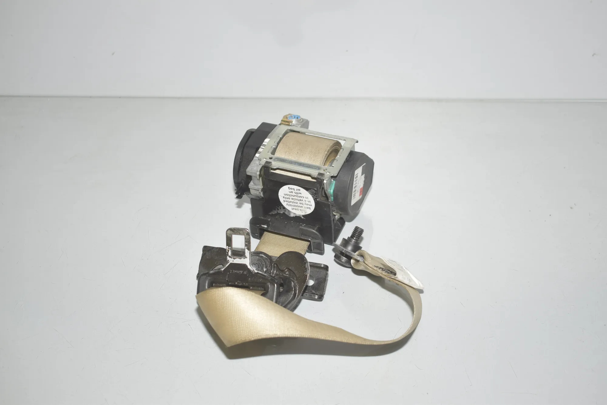 Rear Left Seatbelt – OEM 7819121 · BMW 7 (E65, E66, E67) BMW 7 (E65, E66, E67) 730 d 2008 – 2