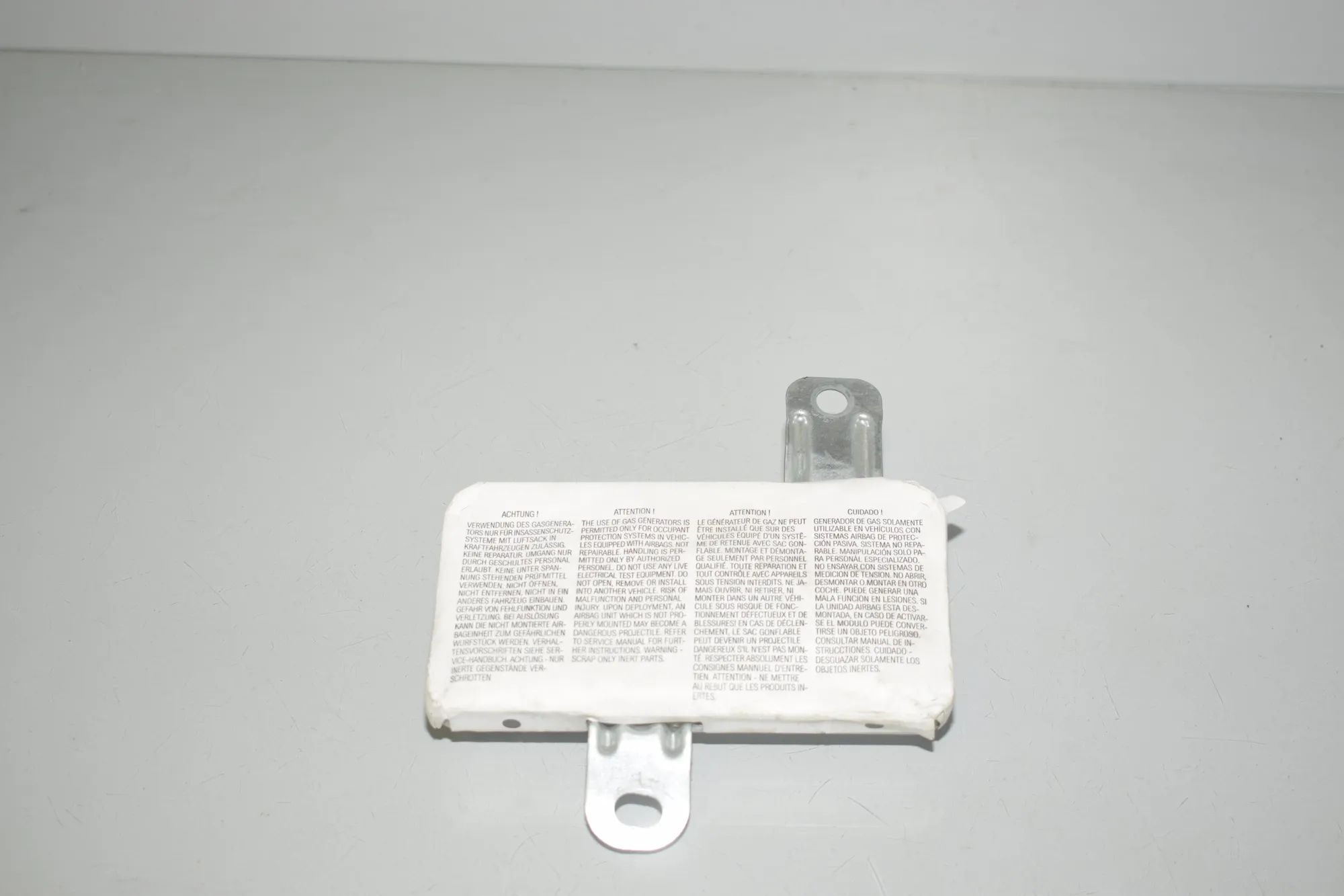 Front Right Door Safety Bag SRS – OEM 8240468 · BMW 7 (E65, E66, E67) BMW 7 (E65, E66, E67) 730 d 2008 – 2