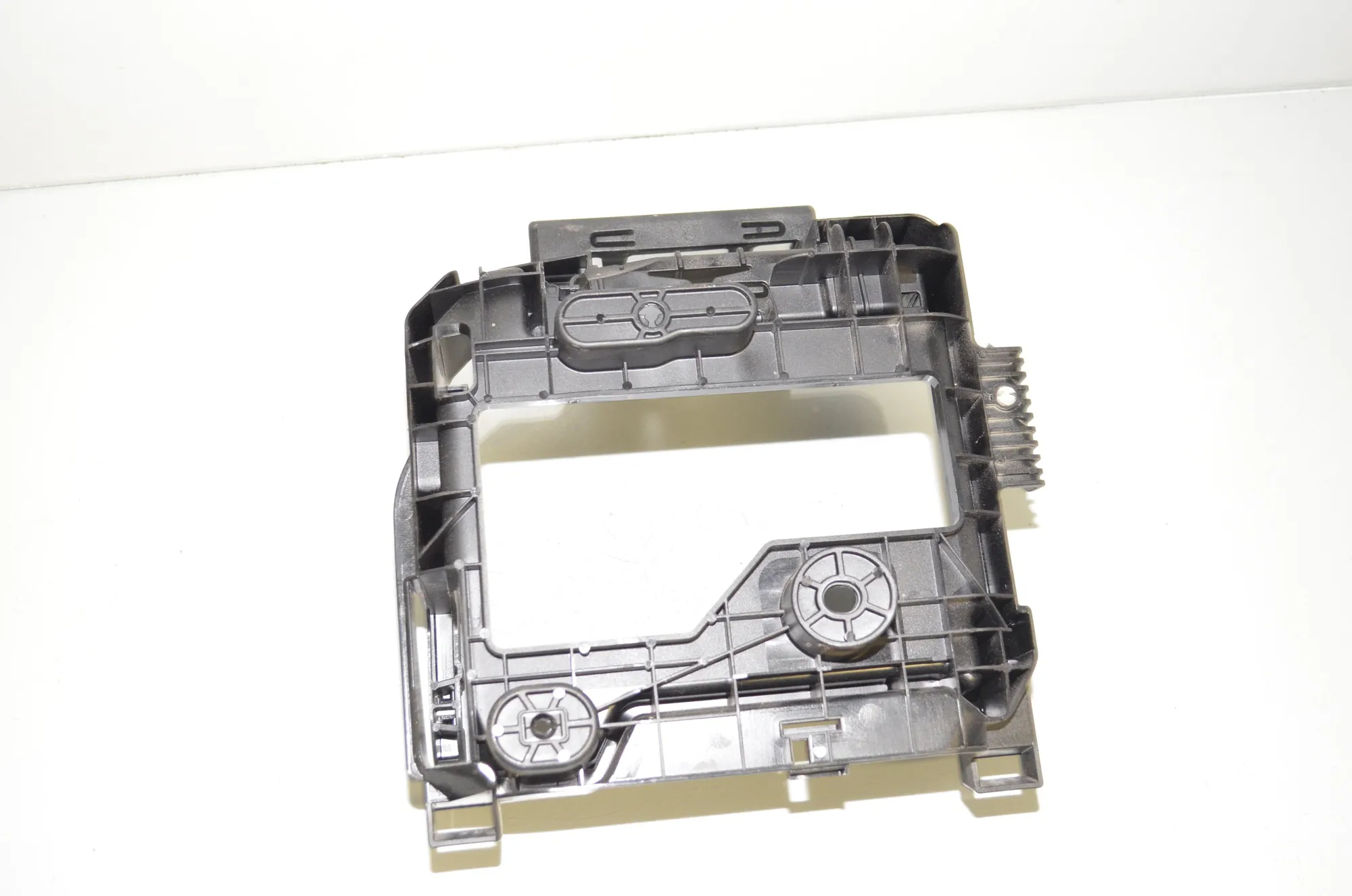 Other Body Parts – OEM 9379323 · BMW 2 Gran Tourer (F46) 220 d xDrive 2018 – 3