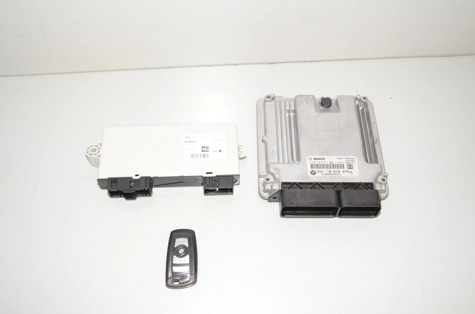 Engine Ignition ECU Set – OEM 9268751 · BMW X3 (F25) xDrive 30 d 2012