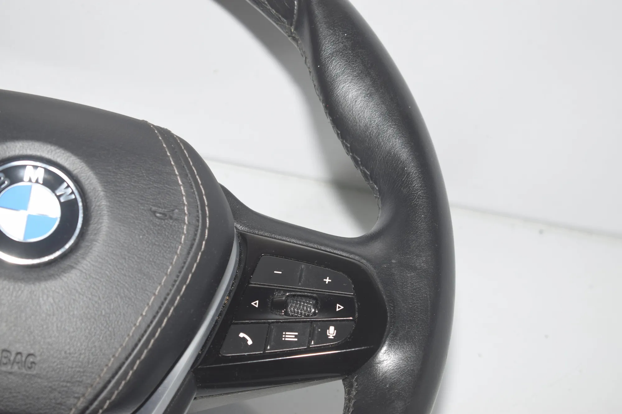 Steering Wheel – OEM 6872259 · BMW 5 Touring (G31) (2017 - -) 520 d 2019 – 4