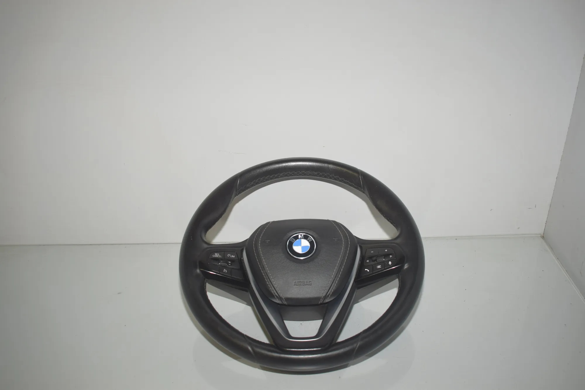Steering Wheel – OEM 6872259 · BMW 5 Touring (G31) (2017 - -) 520 d 2019