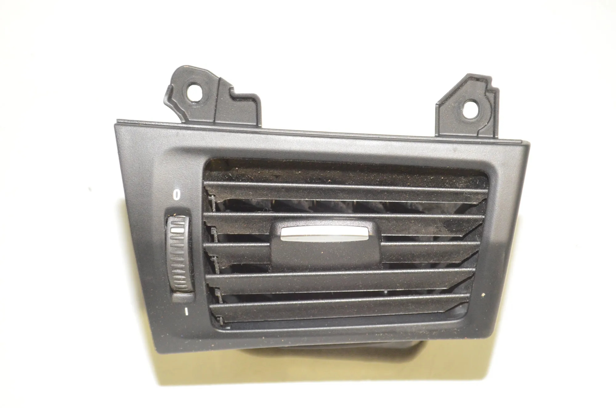 Dashboard Air Vents – OEM 9184141 · BMW X3 (F25) xDrive 30 d 2012 – 4